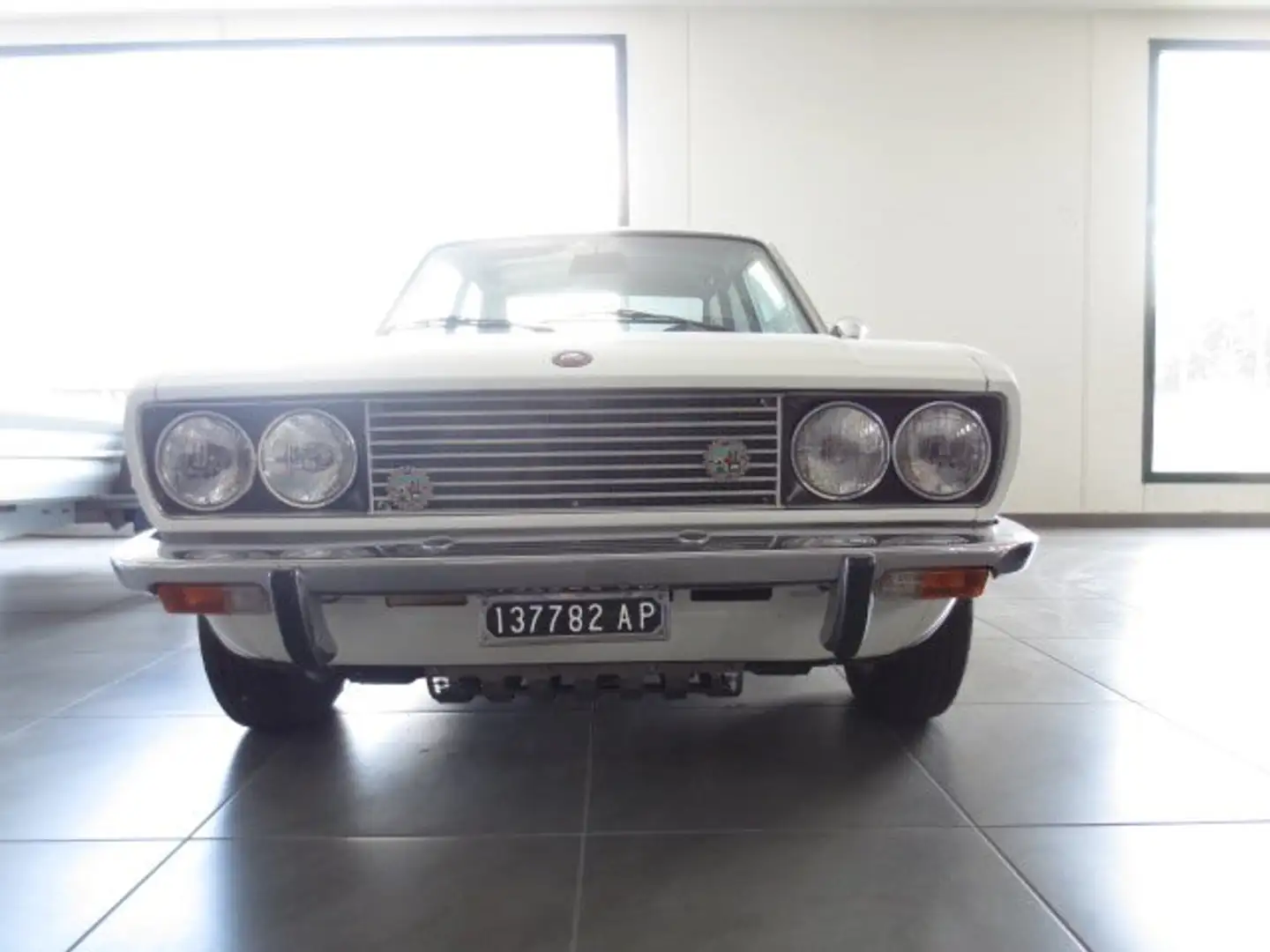 Fiat 128 SL Weiß - 1