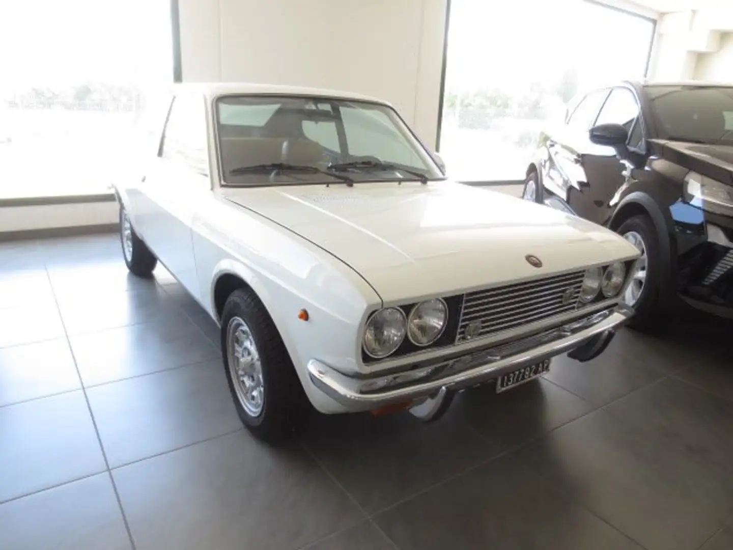 Fiat 128 SL Weiß - 2