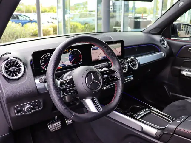 Mercedes-Benz GLB view 15