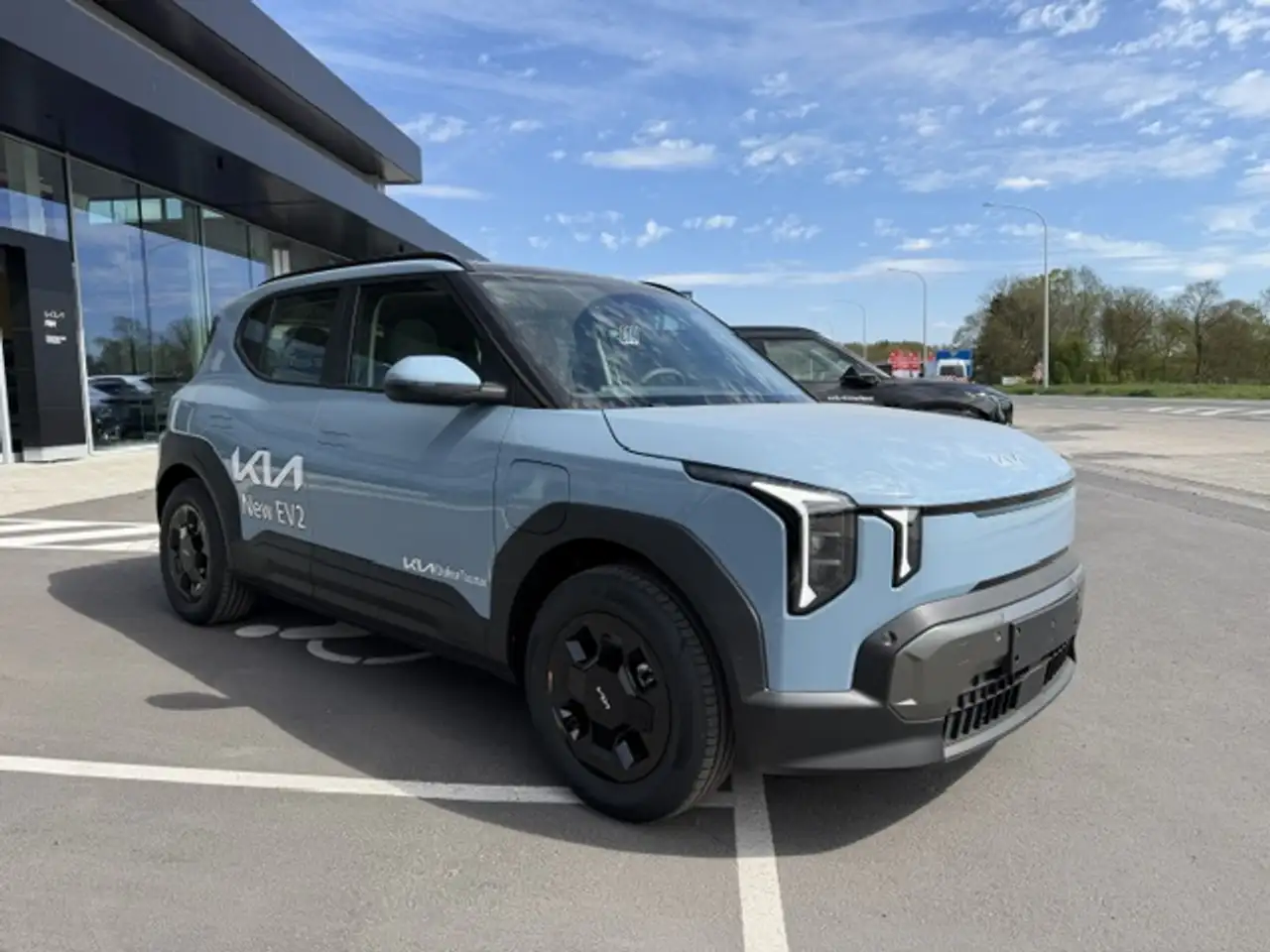 Kia EV2 Business + 42.2 KW/H 4