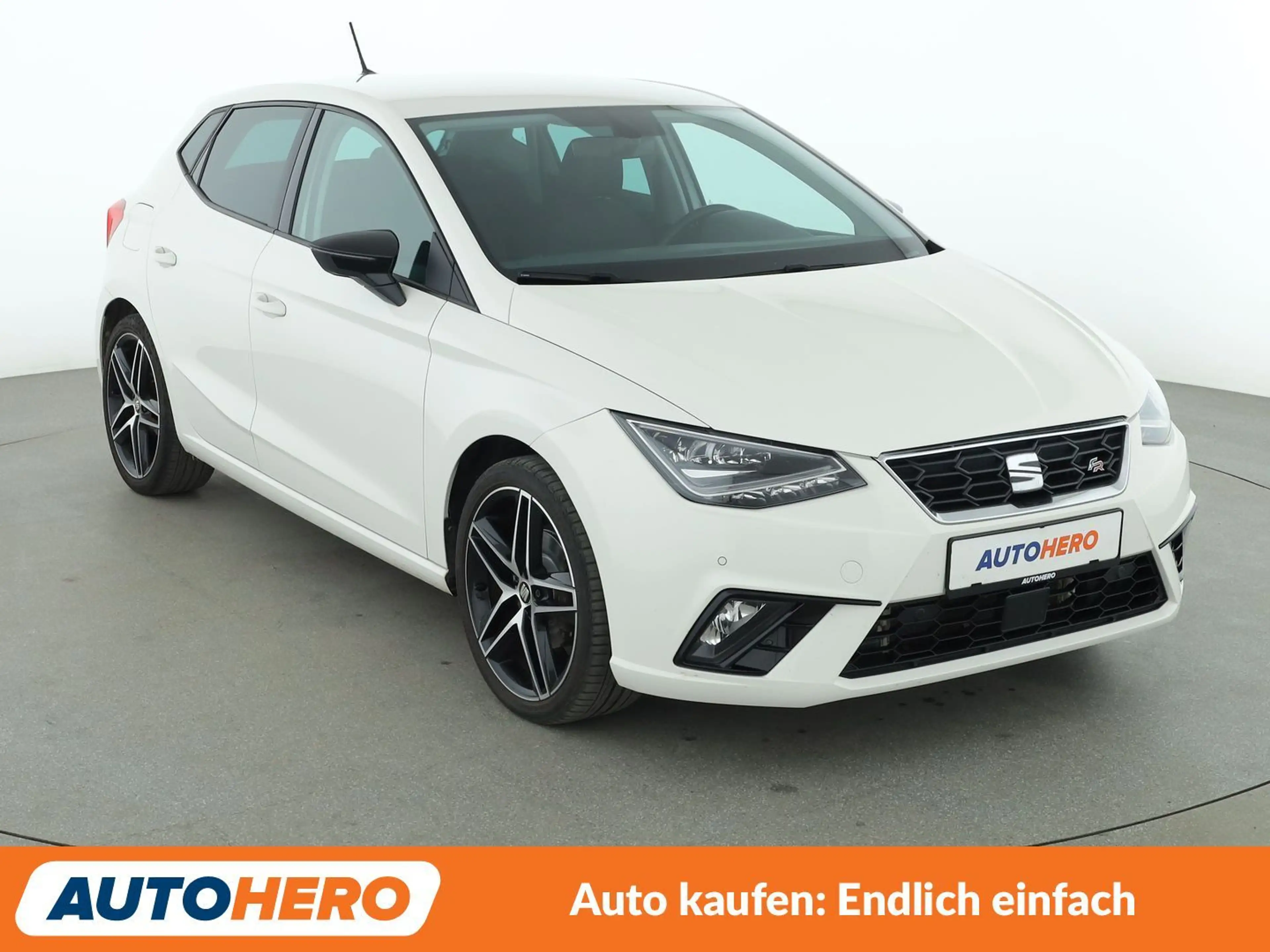 SEAT Ibiza 1.0 TSI FR*NAVI*LED*ACC* — photo 8