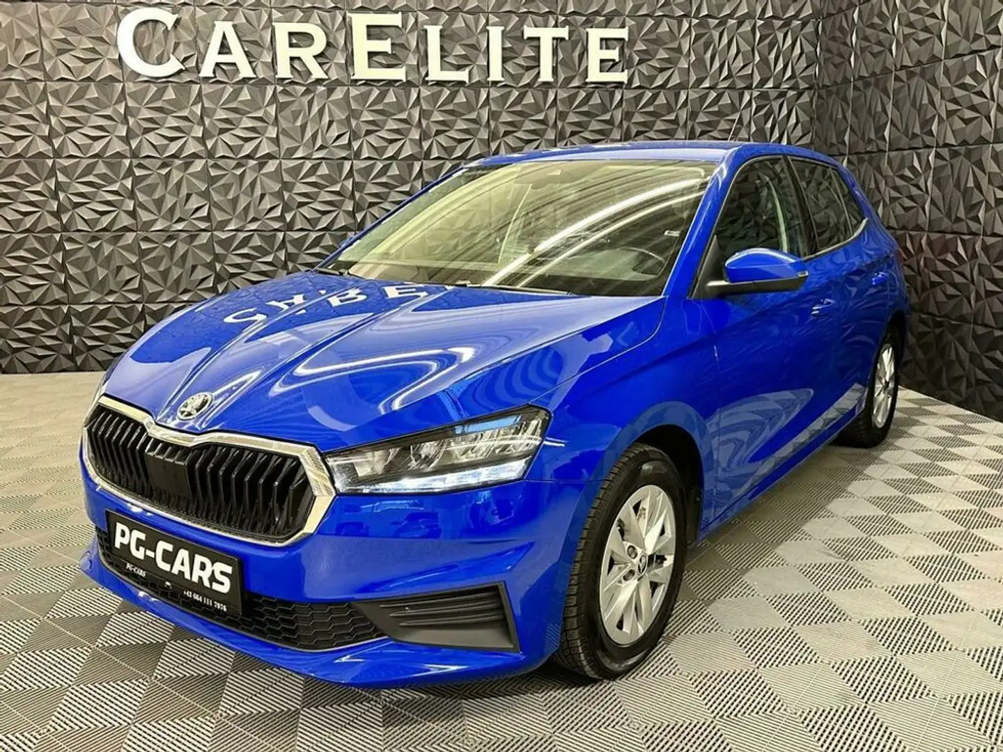Skoda Fabia Ambition 1.0 MPI Blau - 1