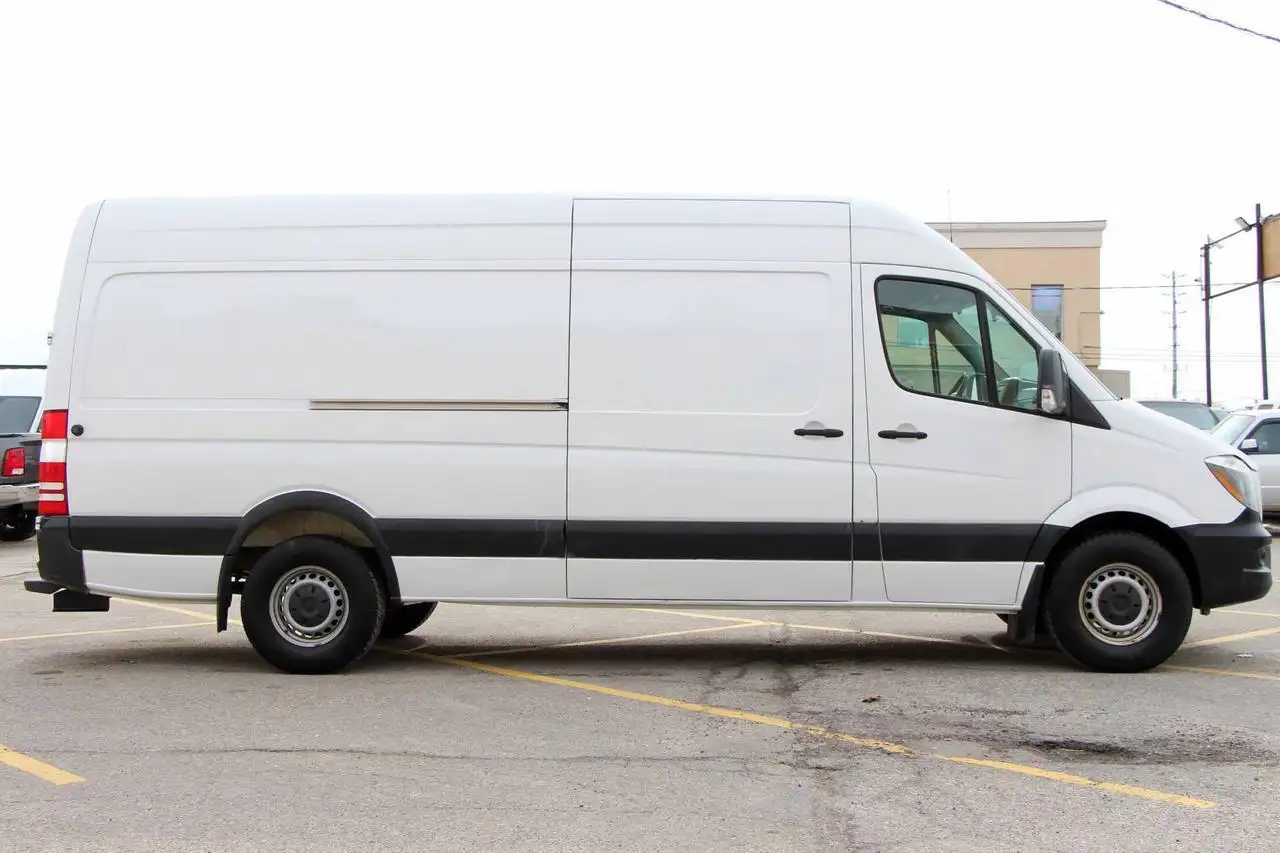 Mercedes-Benz Sprinter снимка Mercedes-Benz Sprinter