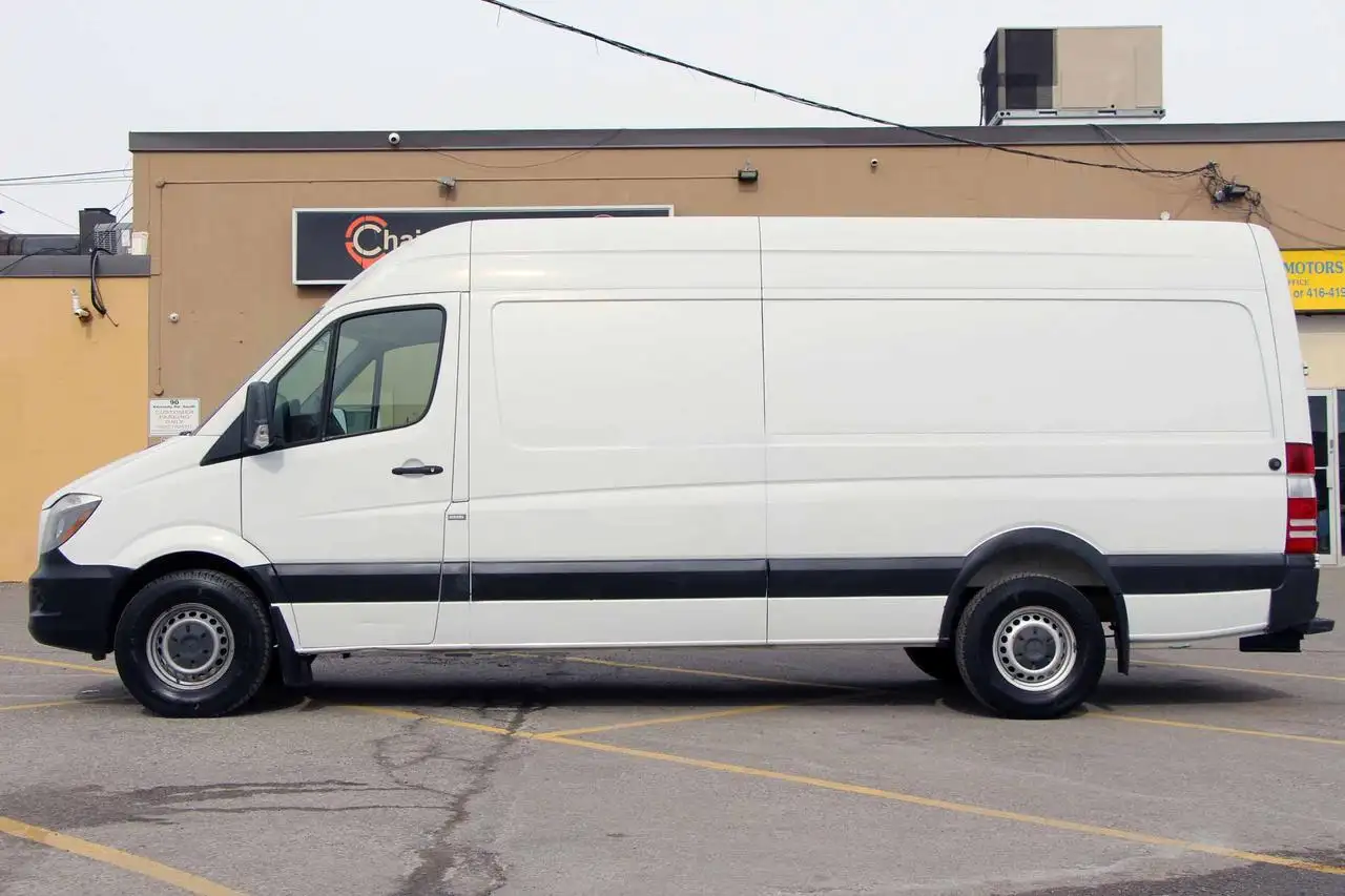 Mercedes-Benz Sprinter снимка Mercedes-Benz Sprinter