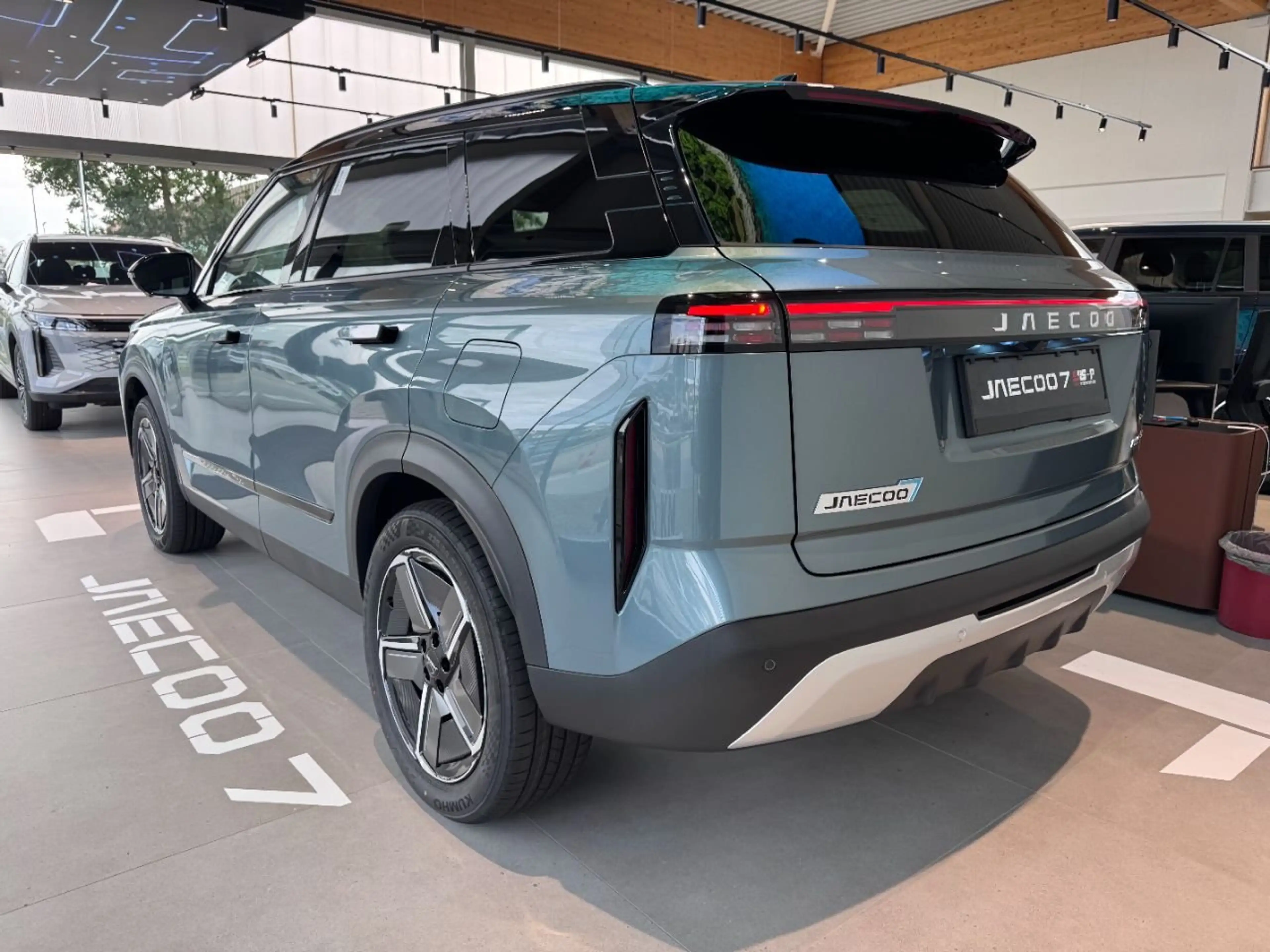 Jaecoo J7 EXCLUSIVE PHEV — photo 6