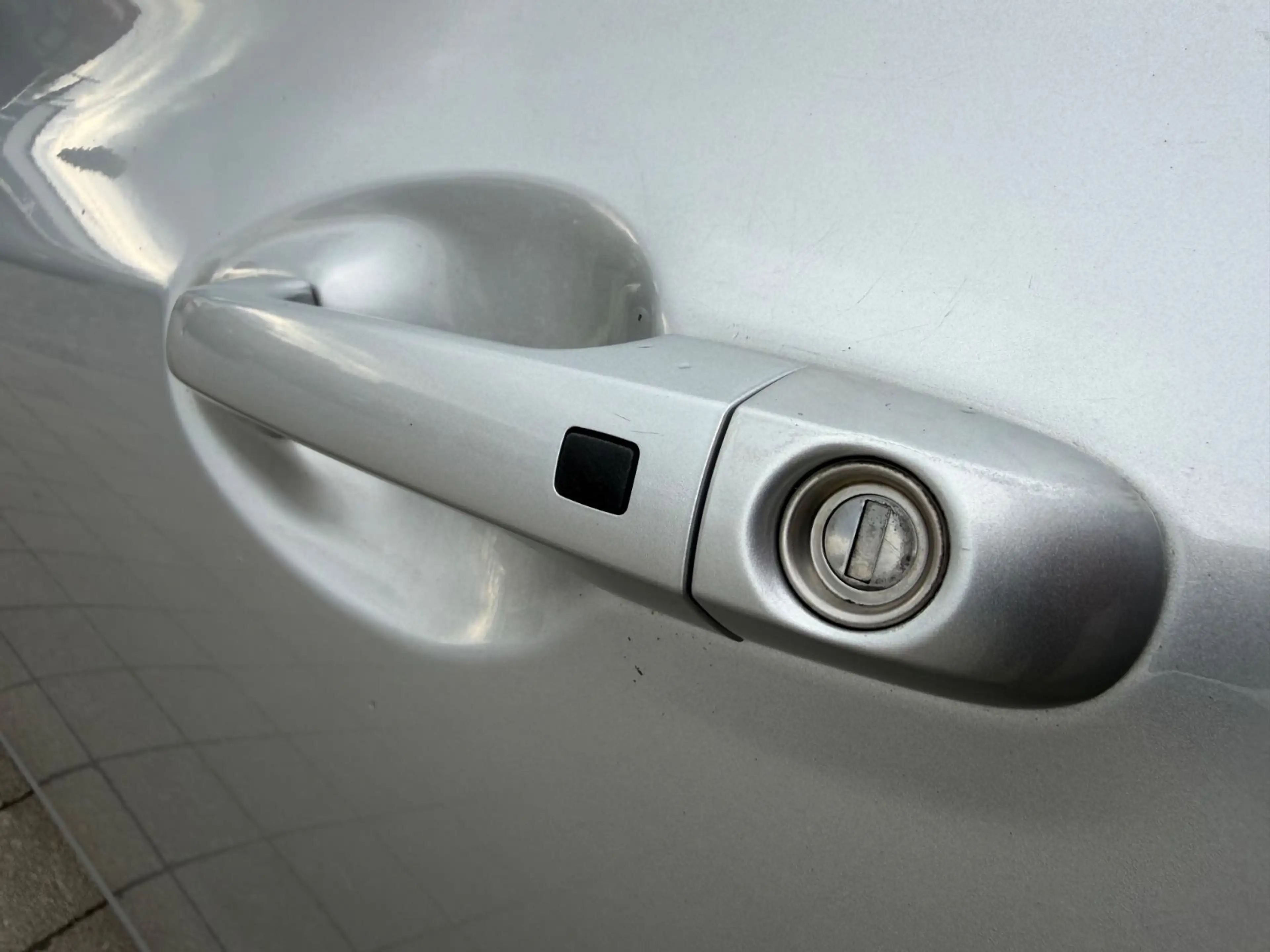 Hyundai Genesis 2.0T Keyless Go Kamera Soundsystem — photo 15