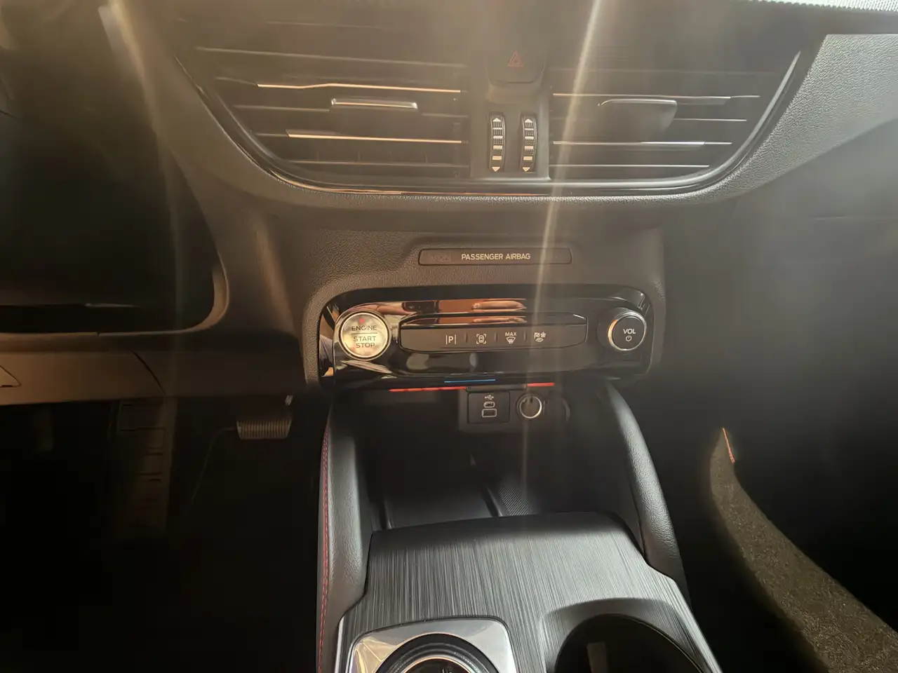 Ford Kuga 2.5 PHEV ST-Line WINTERPAKKET VERWARMD STUUR/S, миниатюра 20