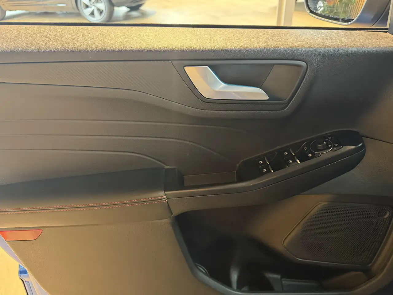 Ford Kuga 2.5 PHEV ST-Line WINTERPAKKET VERWARMD STUUR/S, миниатюра 9