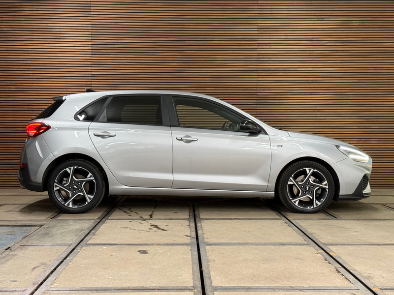 Hyundai i30 N-Line 1.0 T-GDi 120PK MHEV | Digital Dash | Sport — photo 22