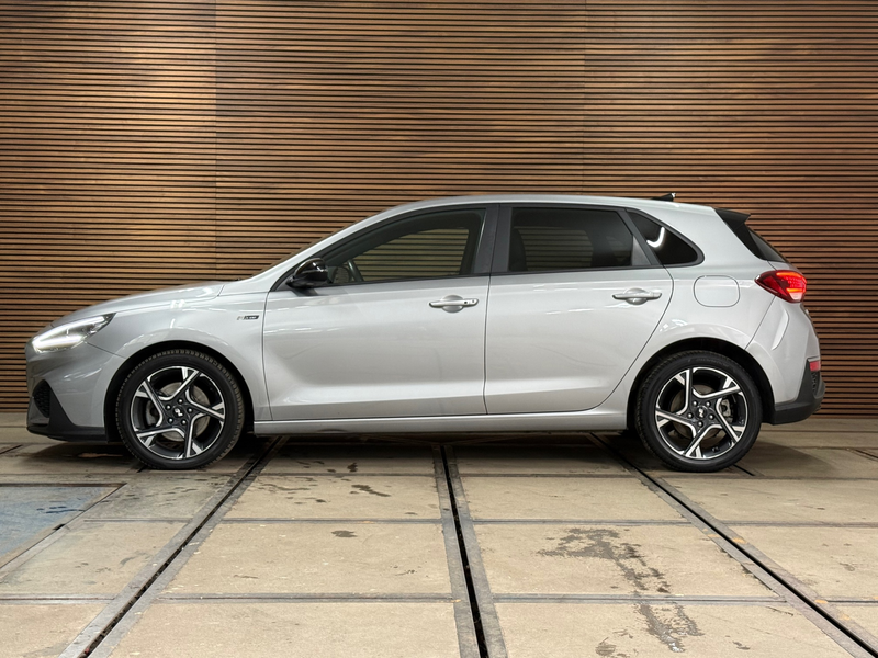 Hyundai i30 N-Line 1.0 T-GDi 120PK MHEV | Digital Dash | Sport — photo 42