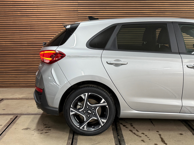 Hyundai i30 N-Line 1.0 T-GDi 120PK MHEV | Digital Dash | Sport — photo 21