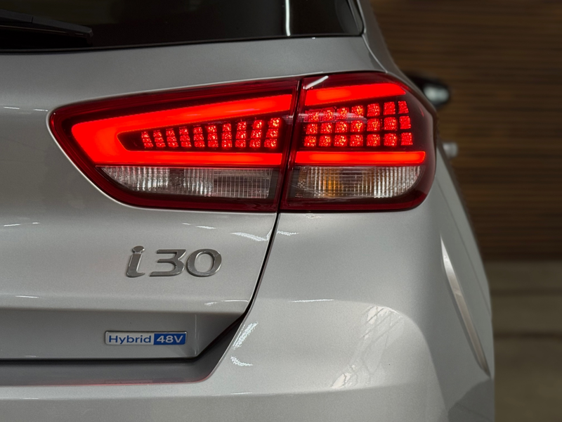 Hyundai i30 N-Line 1.0 T-GDi 120PK MHEV | Digital Dash | Sport — photo 32