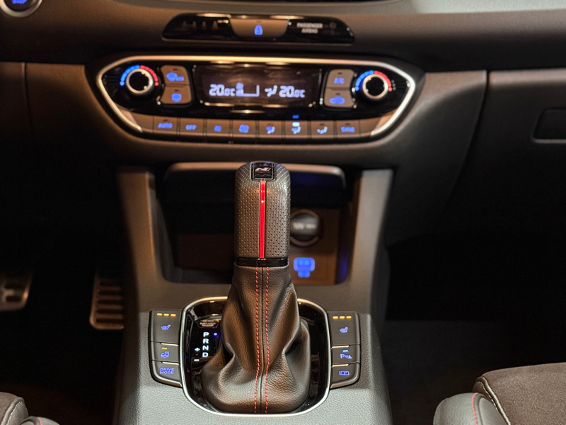 Hyundai i30 N-Line 1.0 T-GDi 120PK MHEV | Digital Dash | Sport — photo 35
