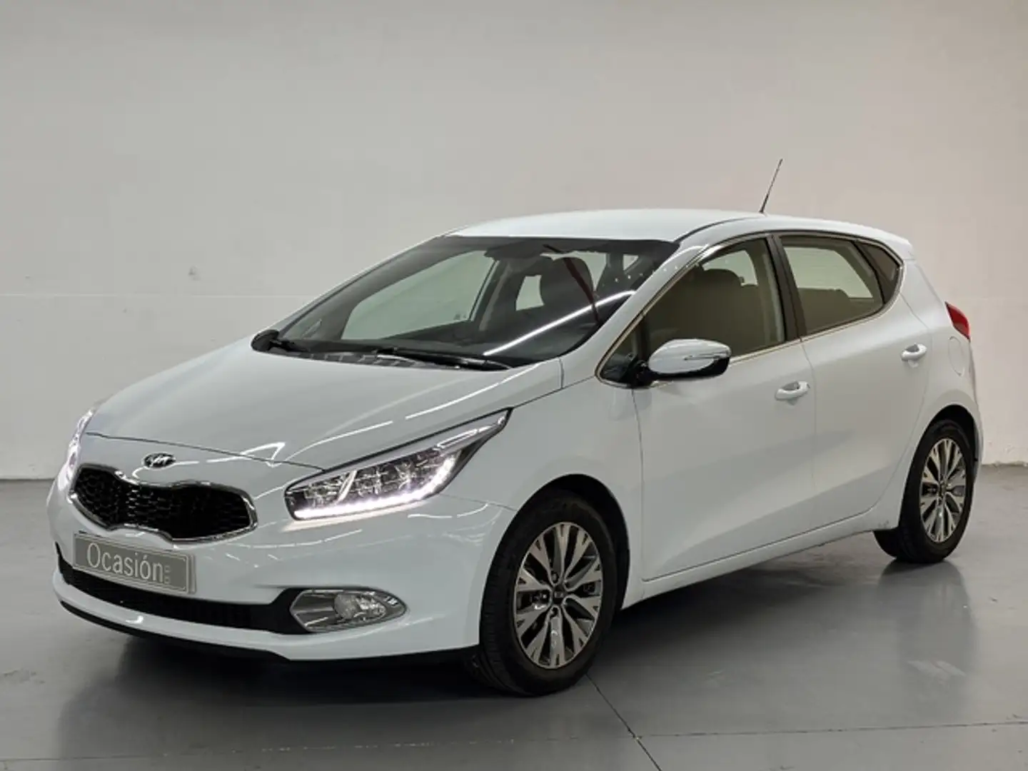 Kia Ceed / cee'd 1.4 Maracaná Blanco - 2