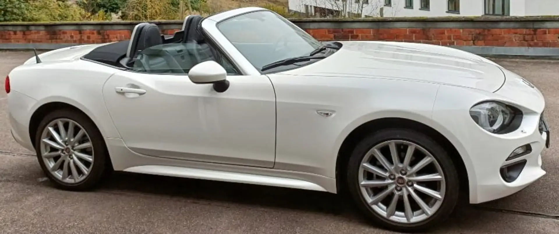 Fiat 124 Spider VERKOCHT VENDUE Blanc - 2