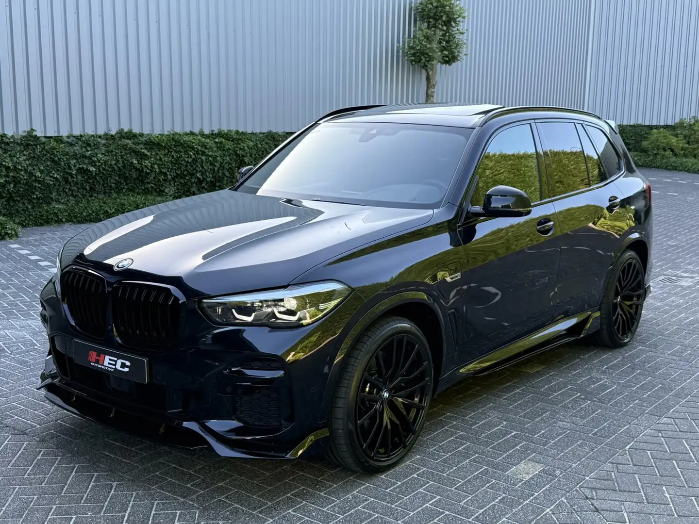 BMW X5 45e M-Sport xDrive | Pano | Trekh |M-Stoelen| HK| - 1