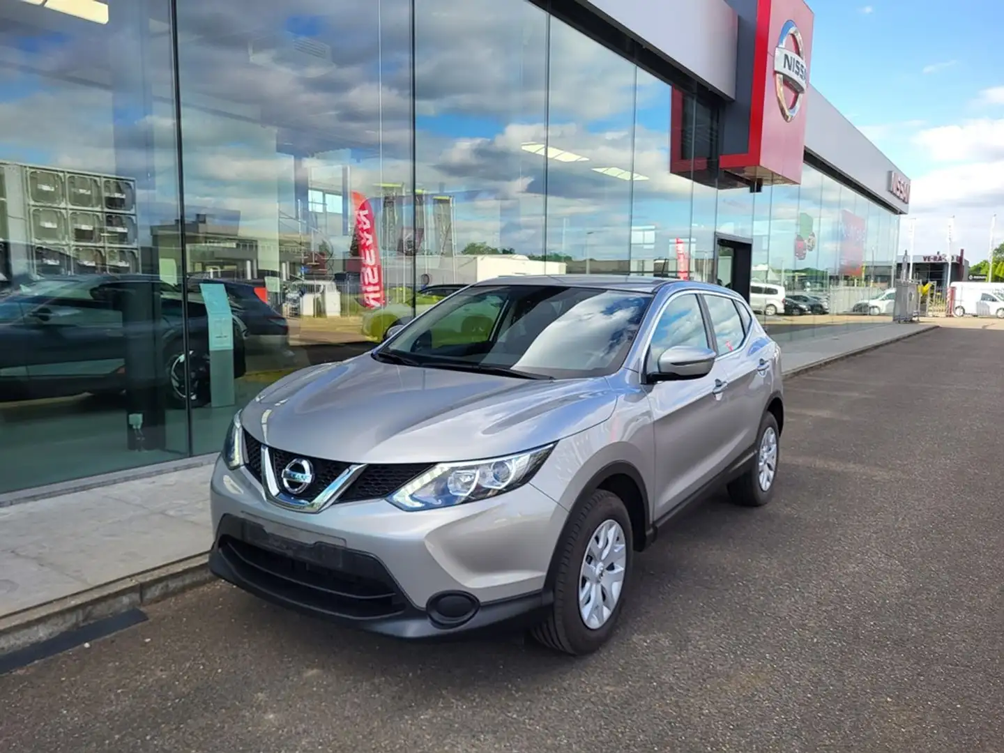 Nissan Qashqai DIG-T N-Vision Argent - 2