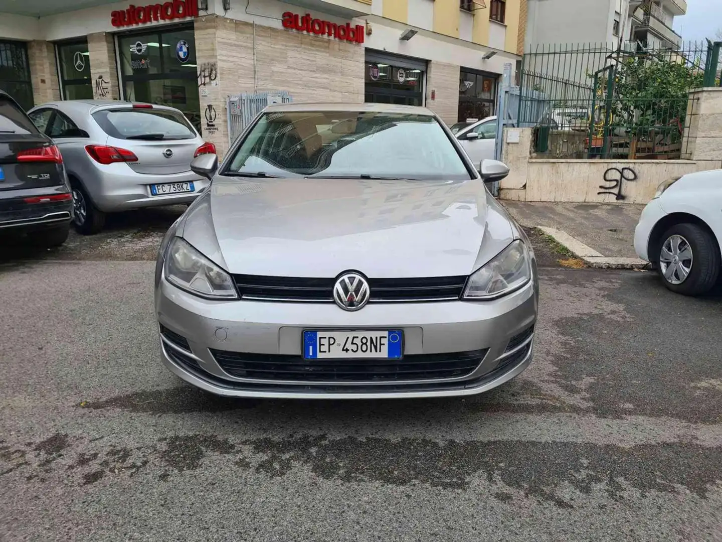 Volkswagen Golf 1.6 TDI 5p. Highline BlueMotion Technology Grigio - 2