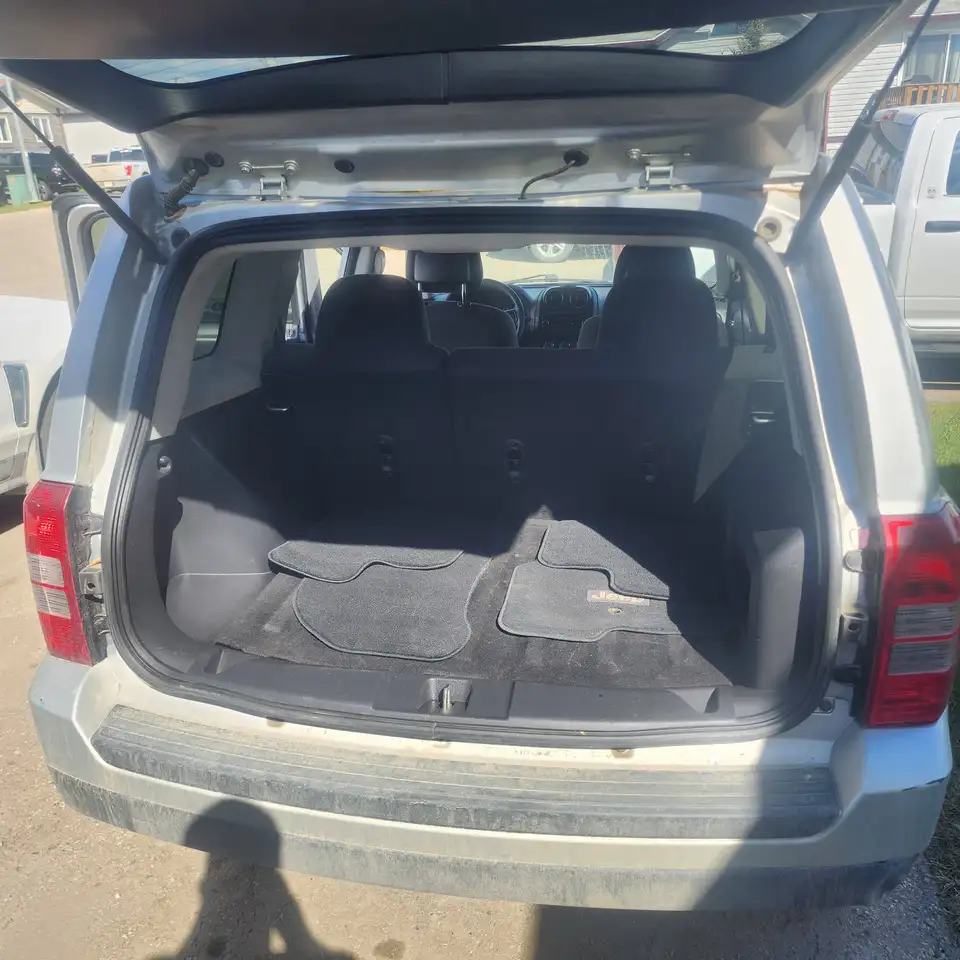 Jeep Patriot снимка Jeep Patriot