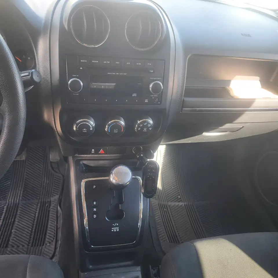 Jeep Patriot снимка Jeep Patriot