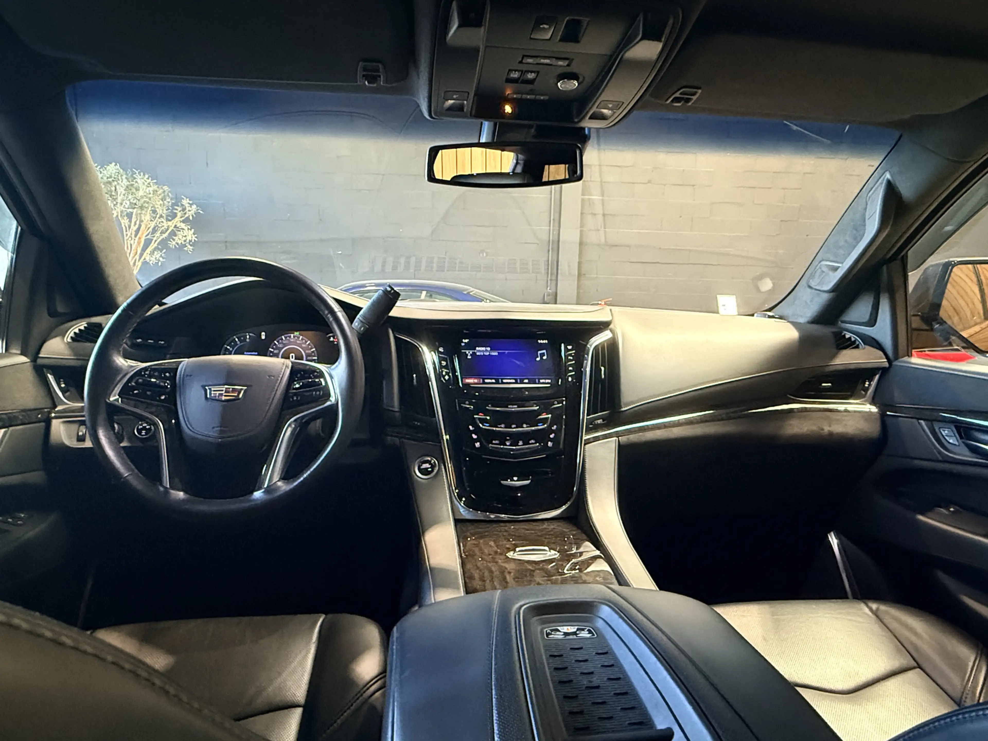 Cadillac Escalade 6.2 V8 Platinum ESV Verlengde uitvoering met 8 zit — photo 22