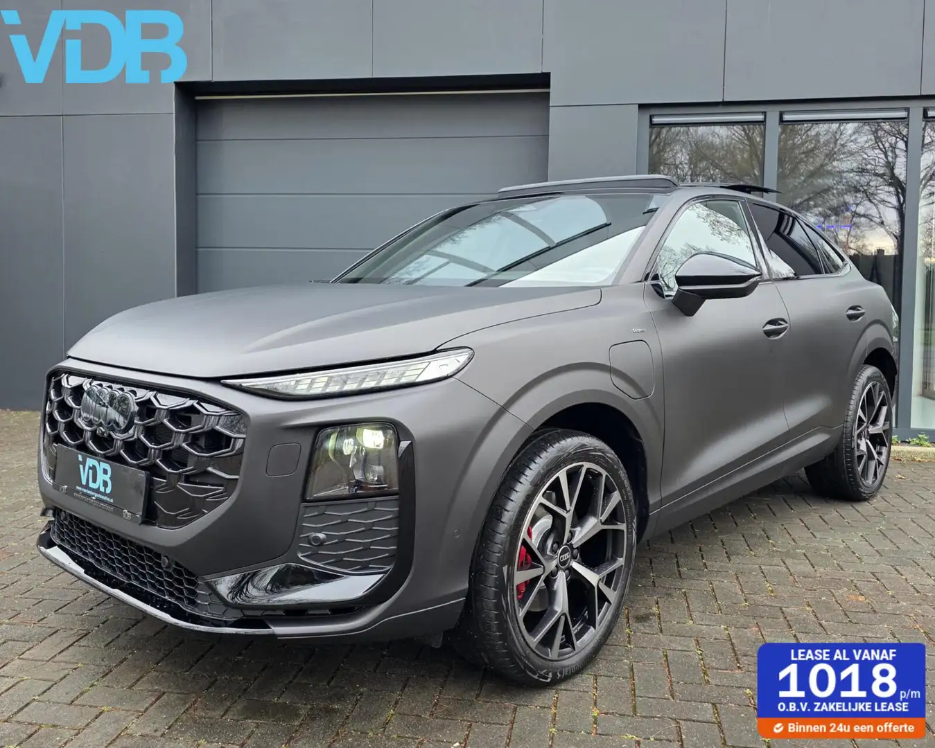 Audi Q3 Sportback E-HYBRID 272PK SLine NIEUWE AUTO MAT BRU Bruin - 1
