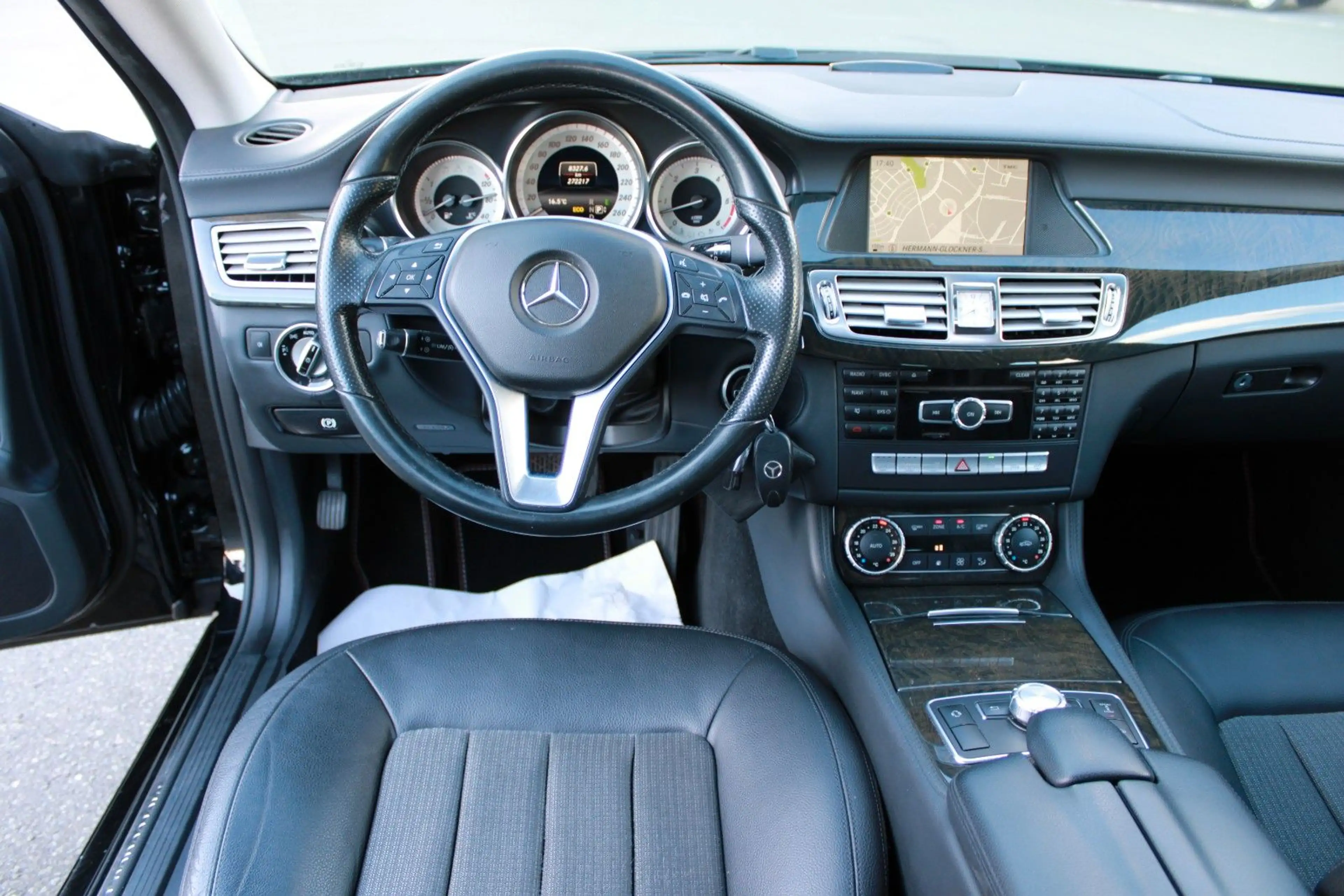 Mercedes-Benz CLS 350 CLS 350 CDI  Shooting Brake 4M Standhzg. LED — photo 14