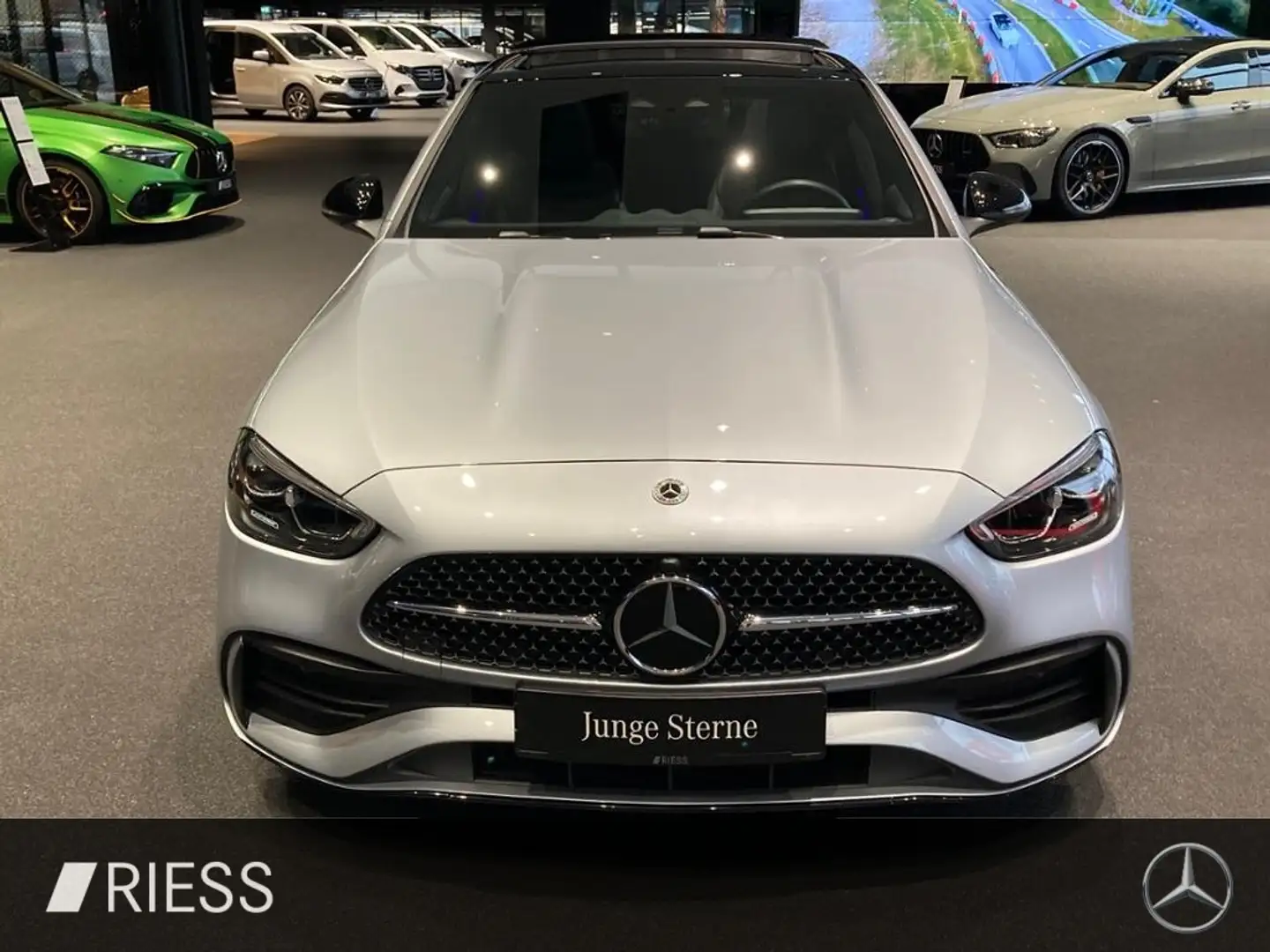 Mercedes-Benz C 200 AMG+PANO+LED+MBUX+NightPaket+Ambiente+++ Silber - 2