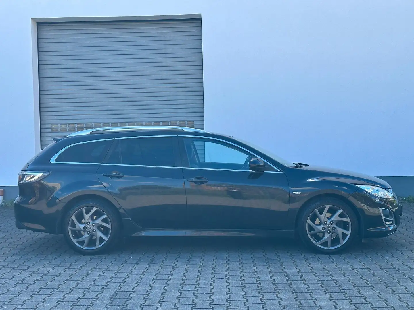 Mazda 6 Kombi 2.0  Sports-Line Activematic*Klima*PDC Zwart - 2
