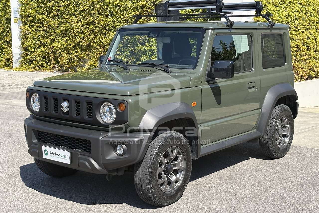 Suzuki Jimny Jimny 1.5 5MT Top
