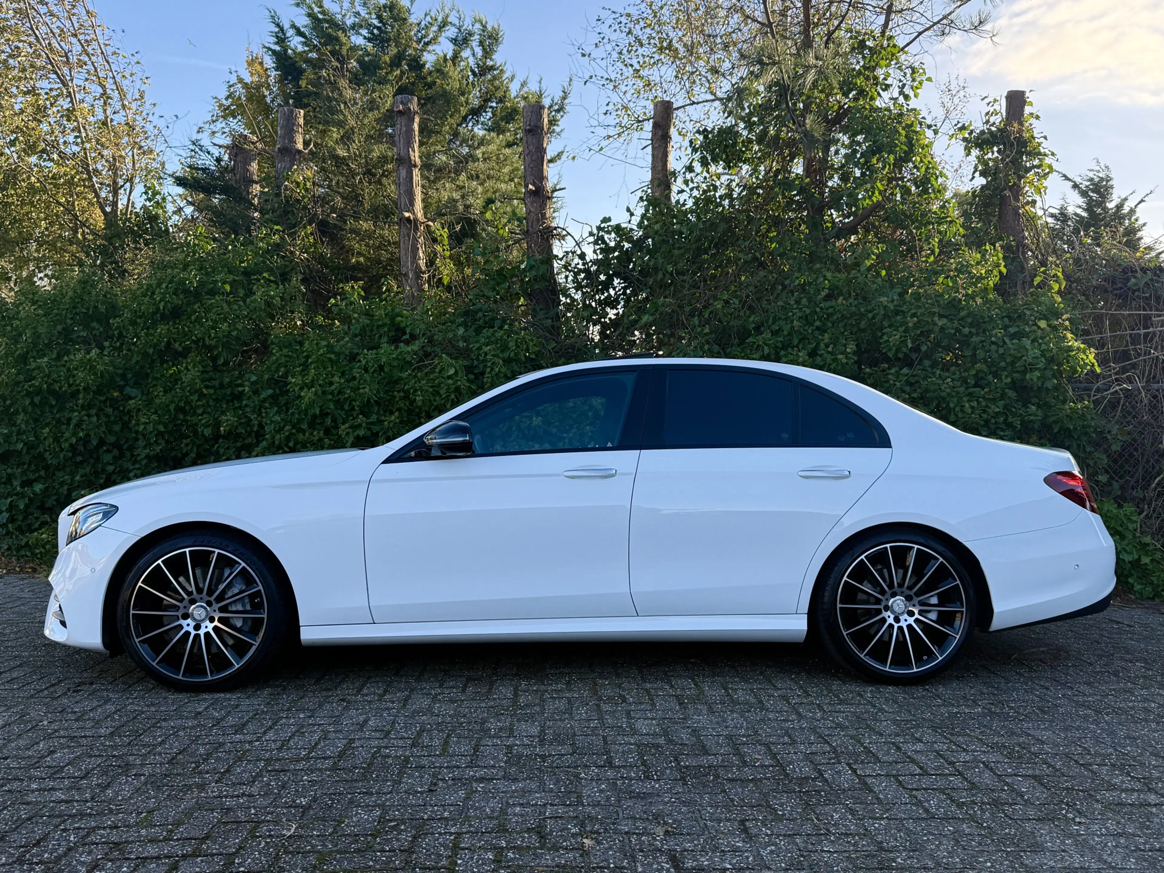 Mercedes-Benz E 350 350d V6 AMG I Luchtvering I Carbon I 20" I VOL! — photo 43