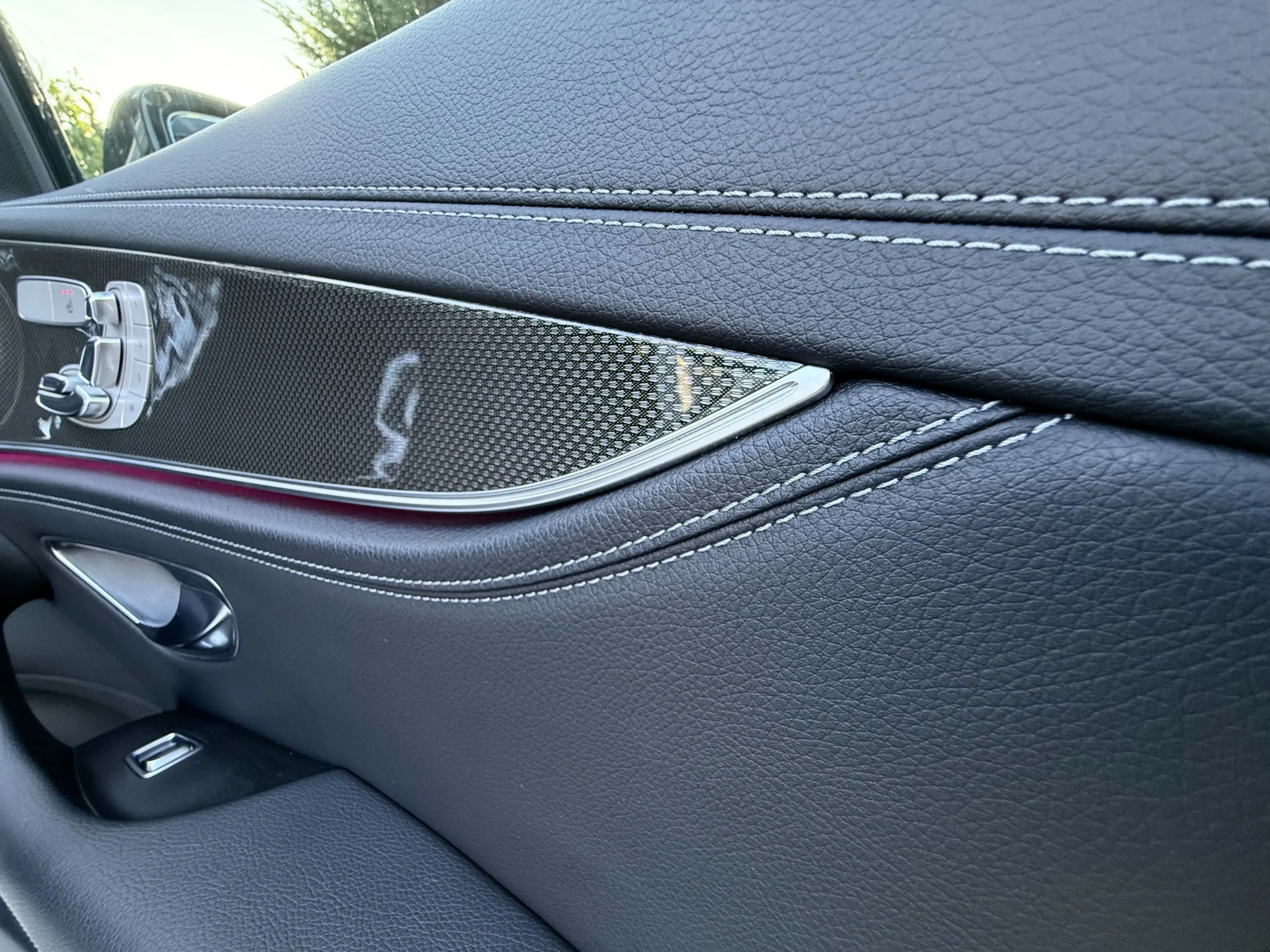 Mercedes-Benz E 350 350d V6 AMG I Luchtvering I Carbon I 20" I VOL! — photo 17