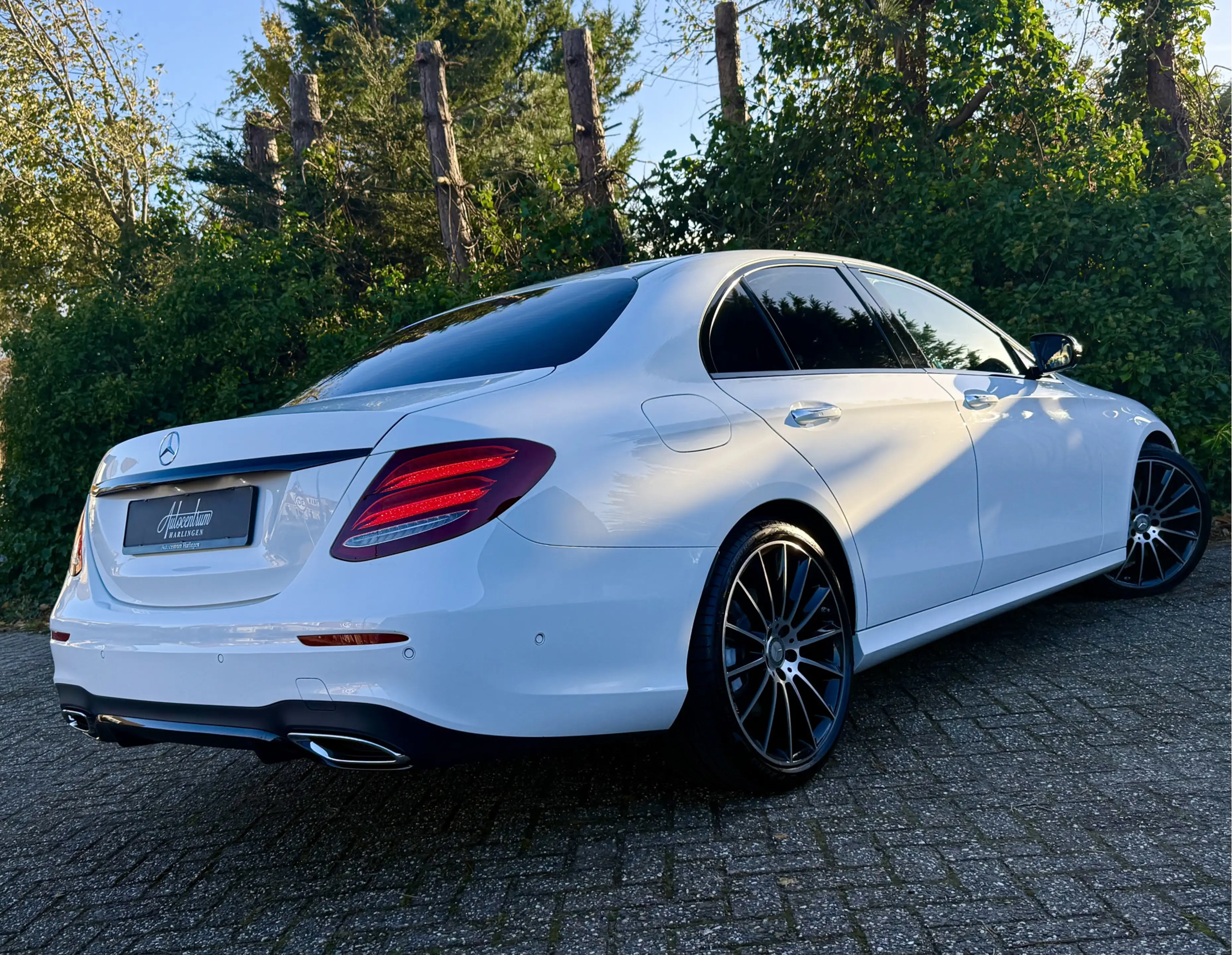 Mercedes-Benz E 350 350d V6 AMG I Luchtvering I Carbon I 20" I VOL! — photo 36
