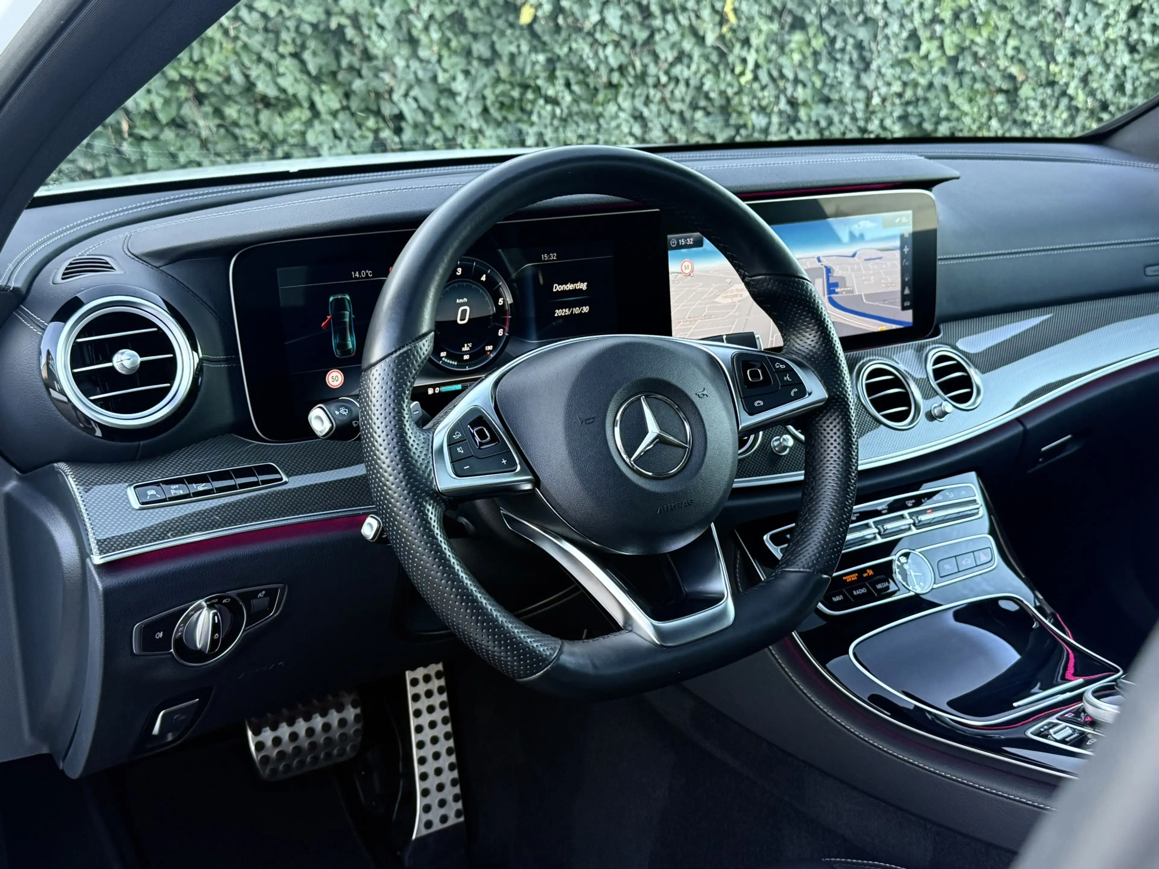Mercedes-Benz E 350 350d V6 AMG I Luchtvering I Carbon I 20" I VOL! — photo 9