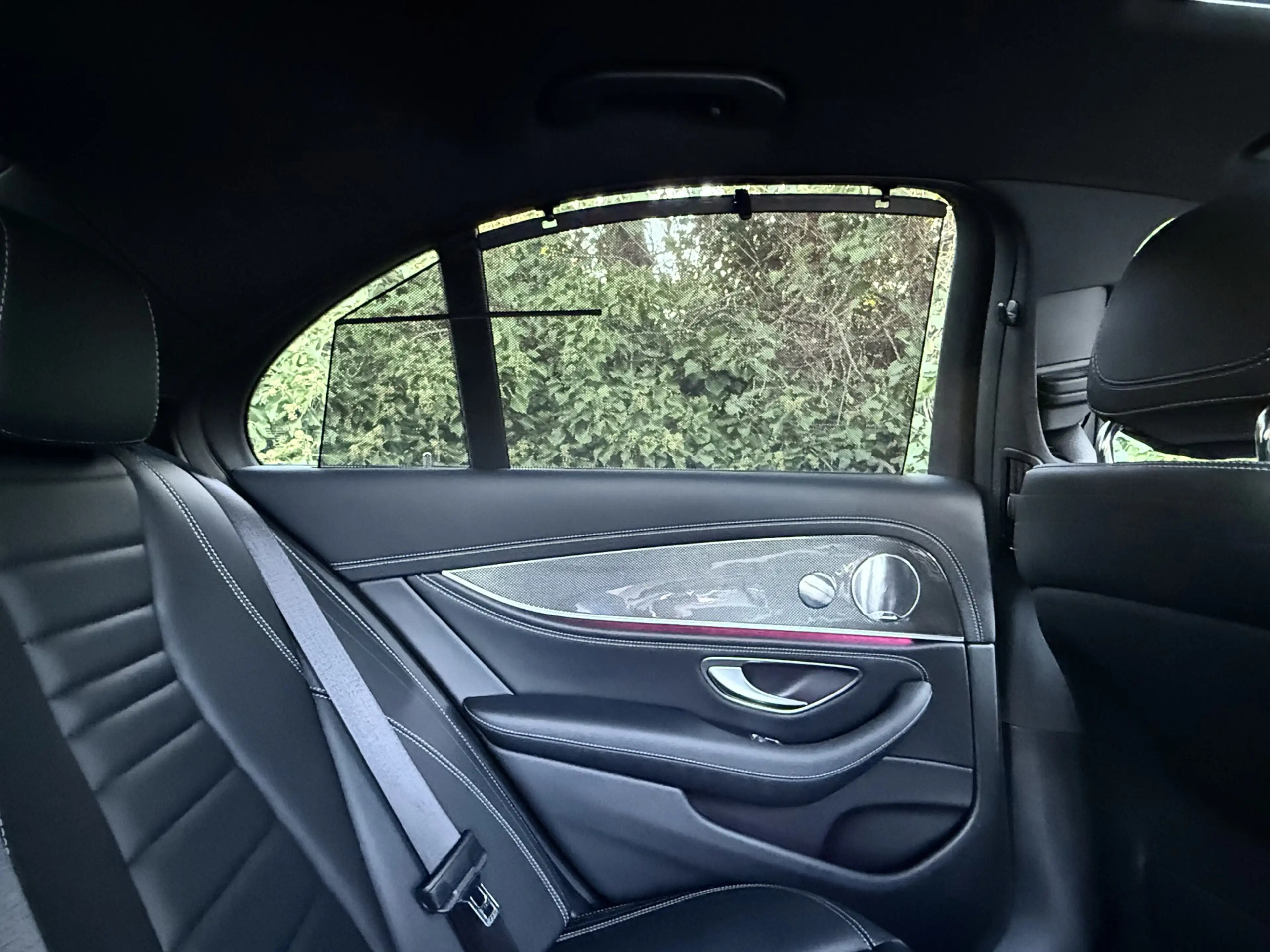 Mercedes-Benz E 350 350d V6 AMG I Luchtvering I Carbon I 20" I VOL! — photo 21