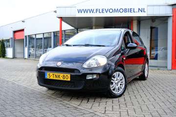 0.9 TwinAir Street 5-deurs Airco|Blue&me|Radio-CD|