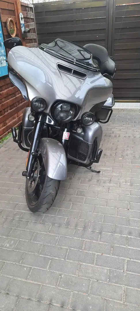 Harley-Davidson CVO Limited E-Glide CVO Gris - 1