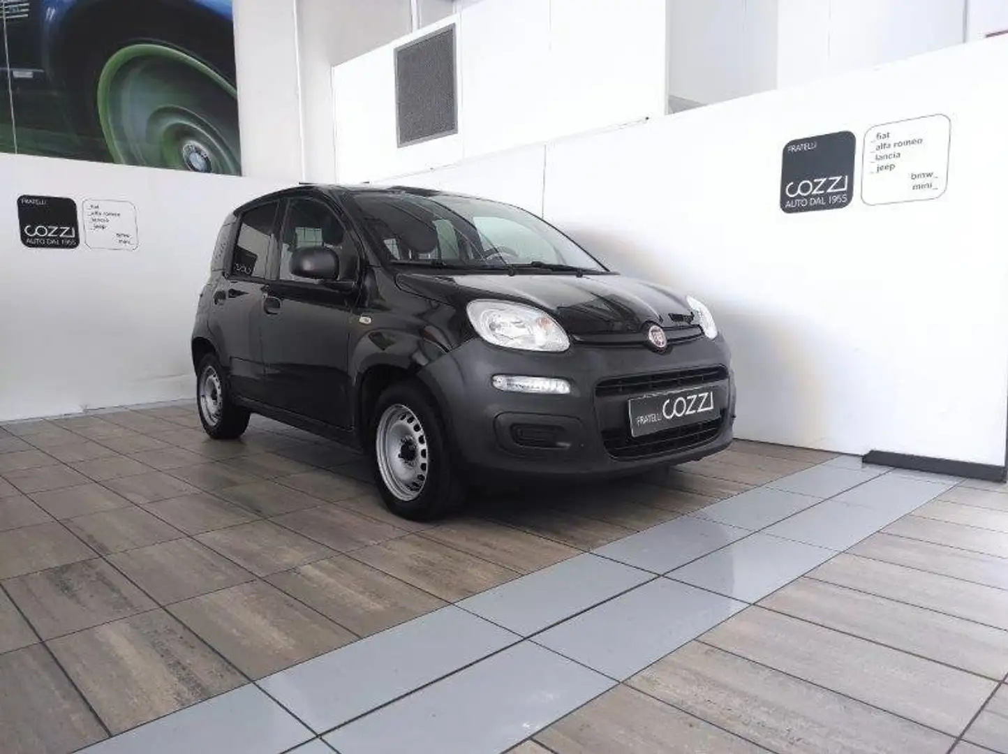 Fiat Panda 1.0 GSE S&S Hybrid Pop Van 2 posti Nero - 1