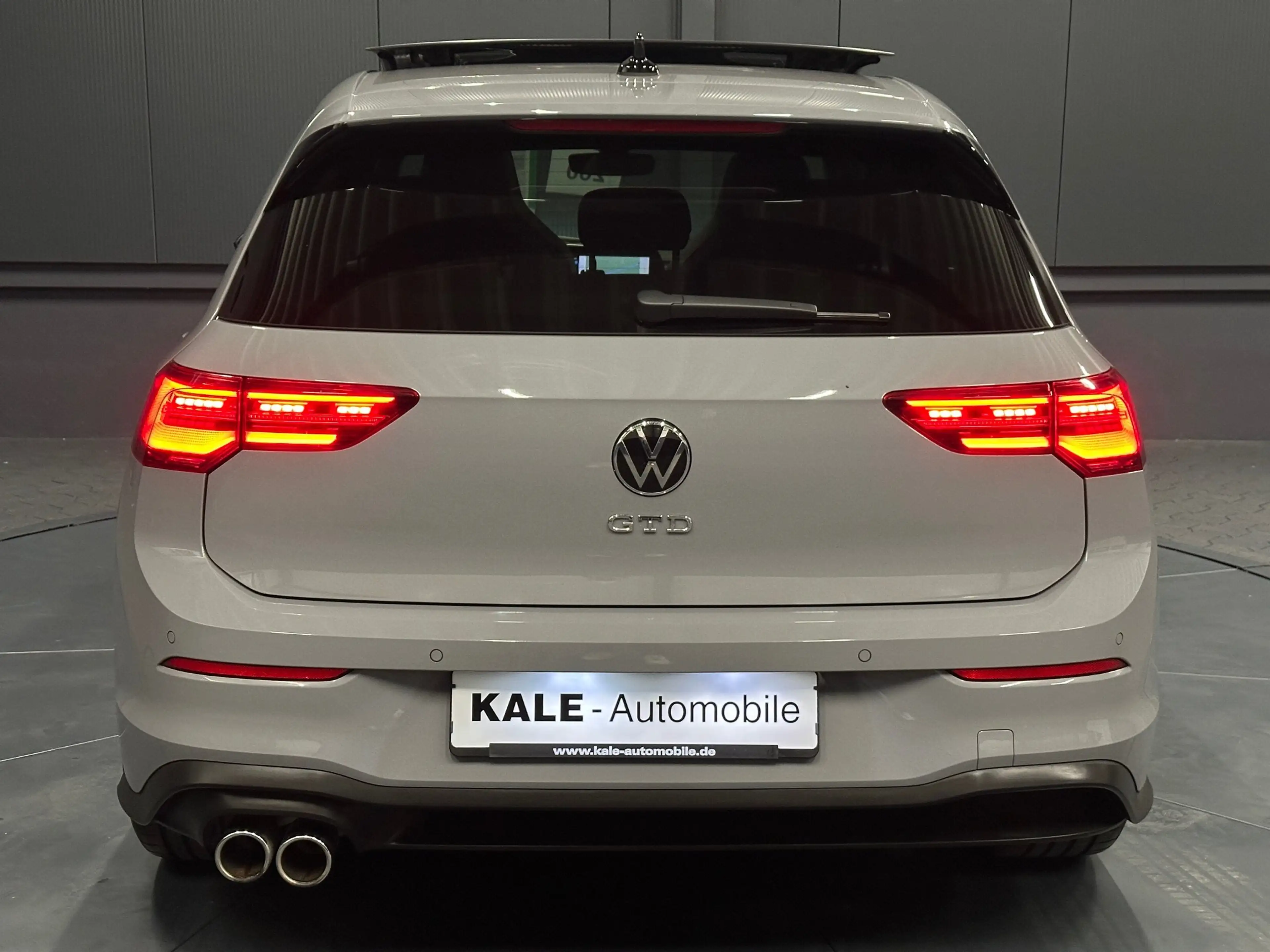 Volkswagen Golf GTD *Black Style*PANORAMA*LEDER*SitzKlima*KAMERA*18Zo — photo 4