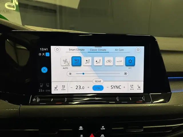 Volkswagen Golf view 24