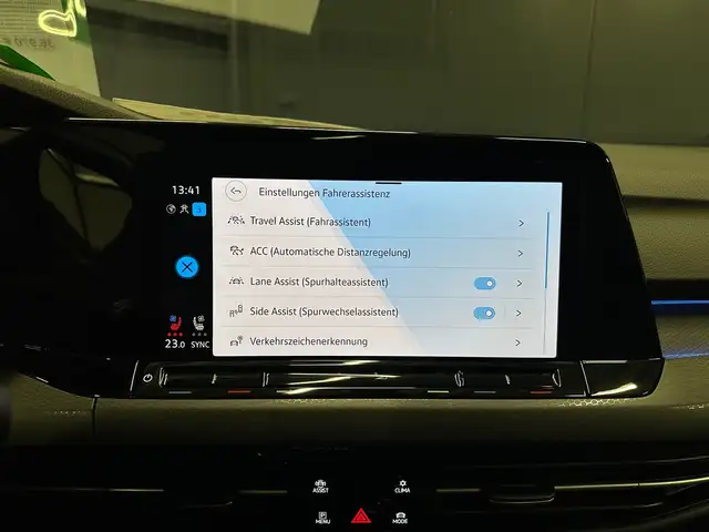 Volkswagen Golf view 26