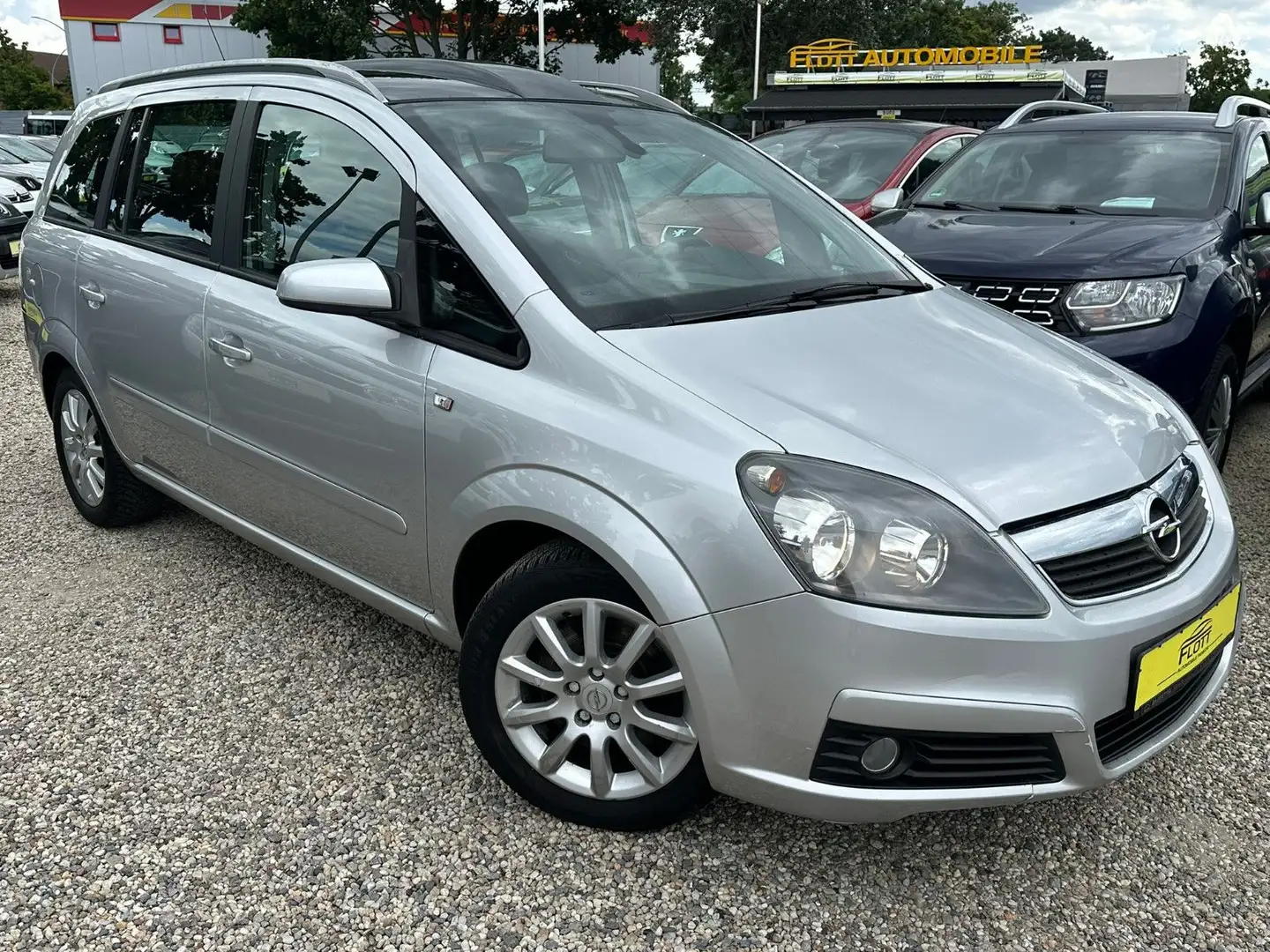 Opel Zafira 1.9 CDTI  B Edition*Pano*7-Sitzer*TÜV NEU Silber - 1