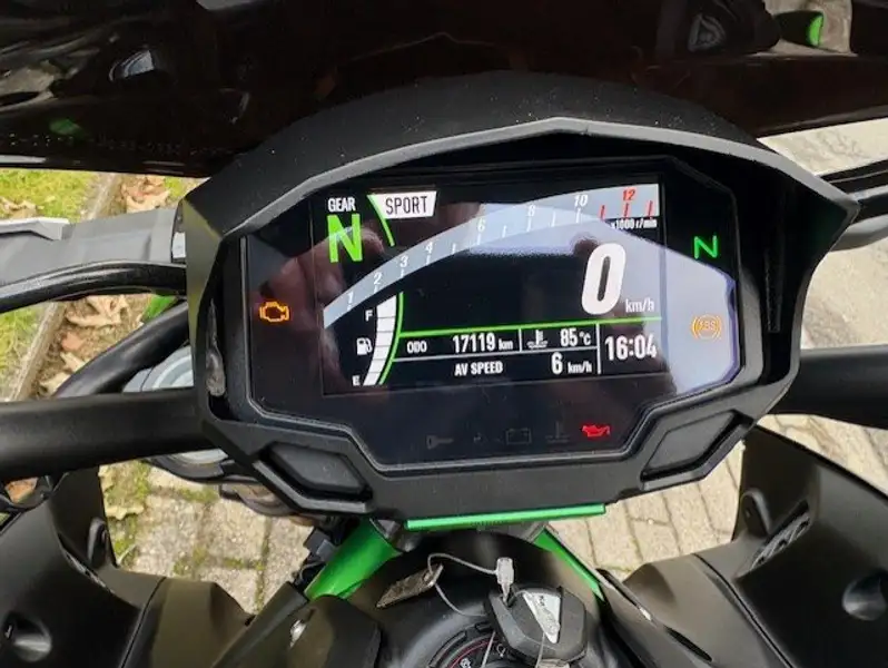 Kawasaki Z 900 - foto 7