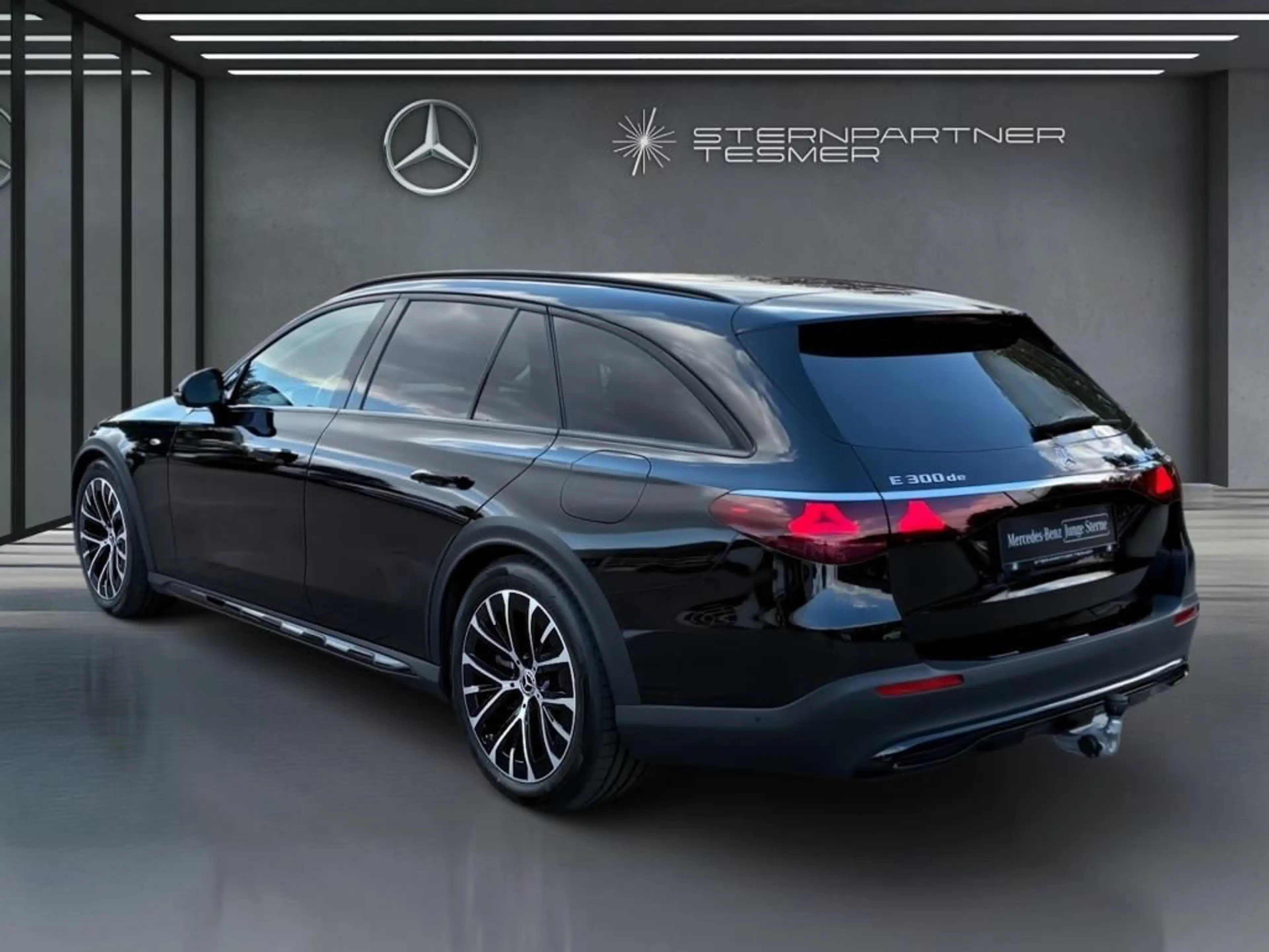 Mercedes-Benz E 300 de 4M T ALL Terrain Burm.4D AHK Digital.Li — photo 7