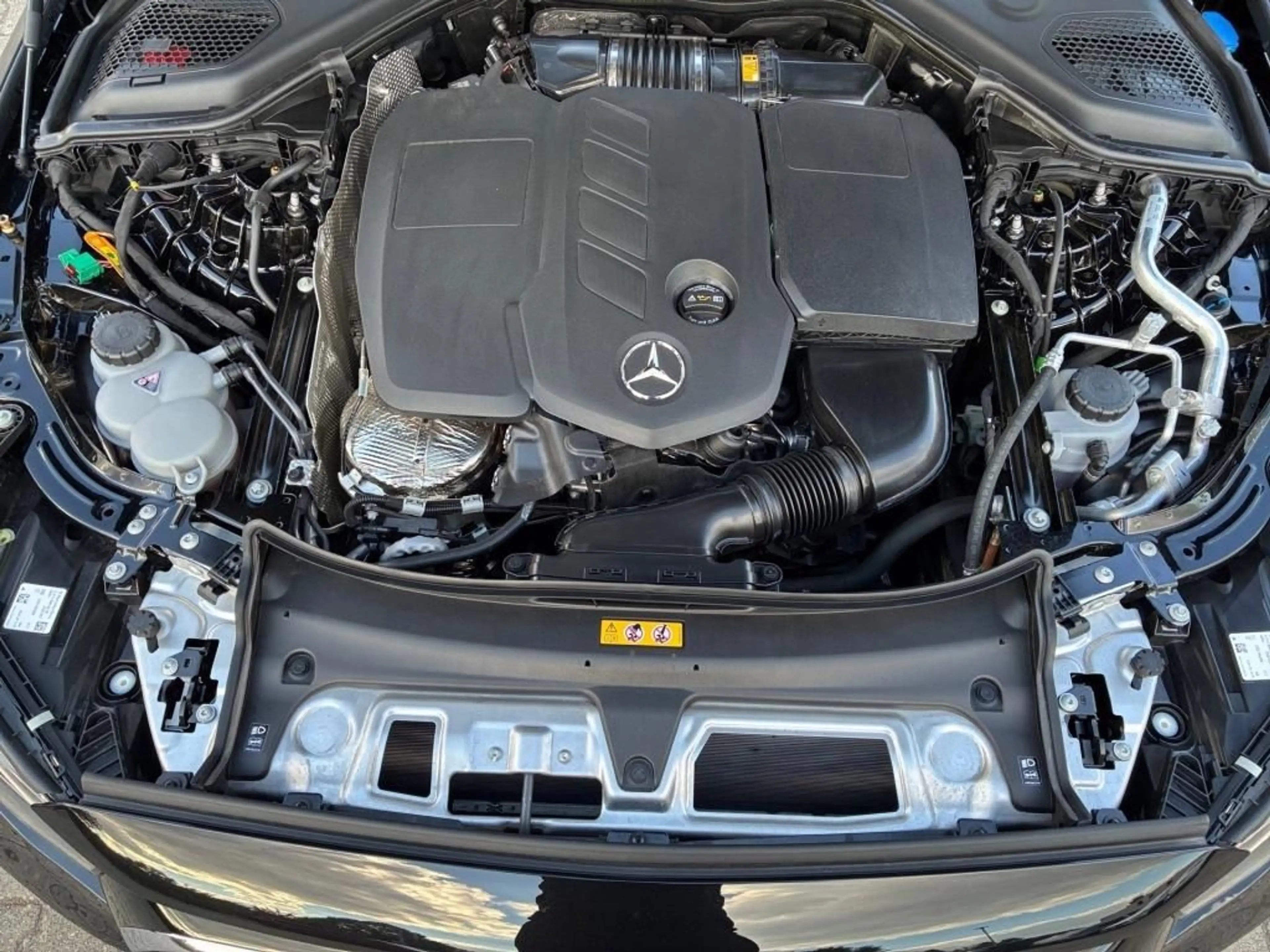 Mercedes-Benz E 300 de 4M T ALL Terrain Burm.4D AHK Digital.Li — photo 4