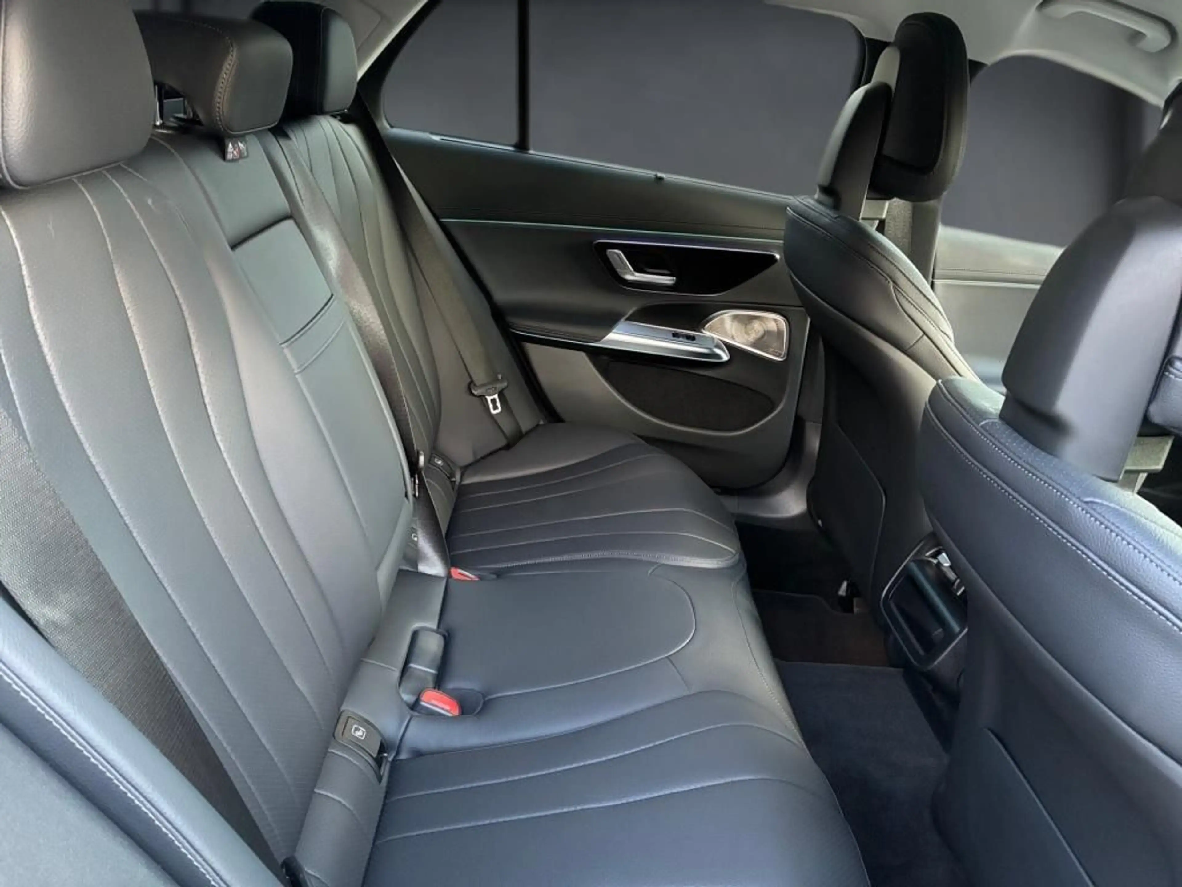 Mercedes-Benz E 300 de 4M T ALL Terrain Burm.4D AHK Digital.Li — photo 12