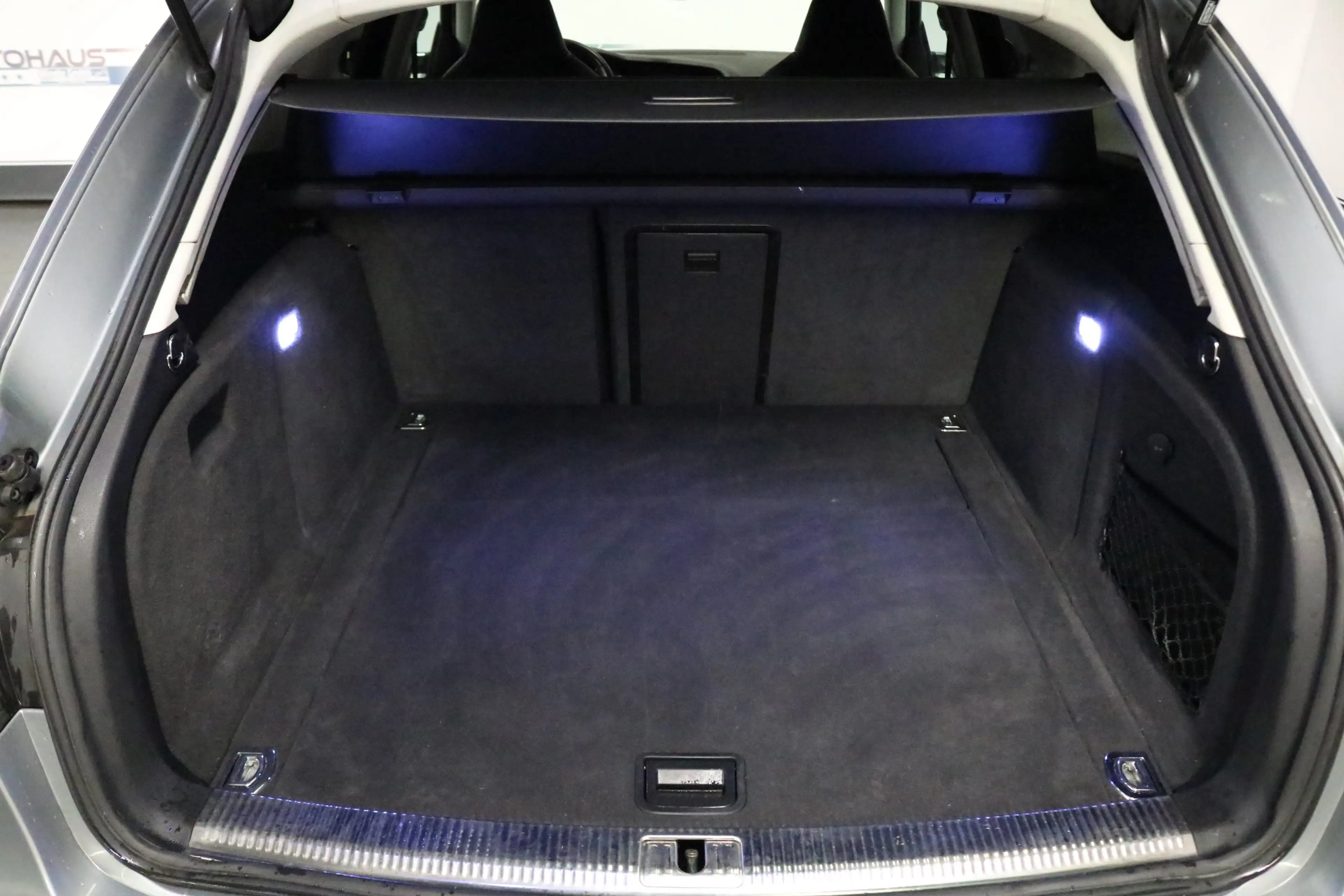 Audi S4 3.0 TFSI quattro*NAVI*RECARO*AHK*SHZ*PDC*XENON*u — photo 8