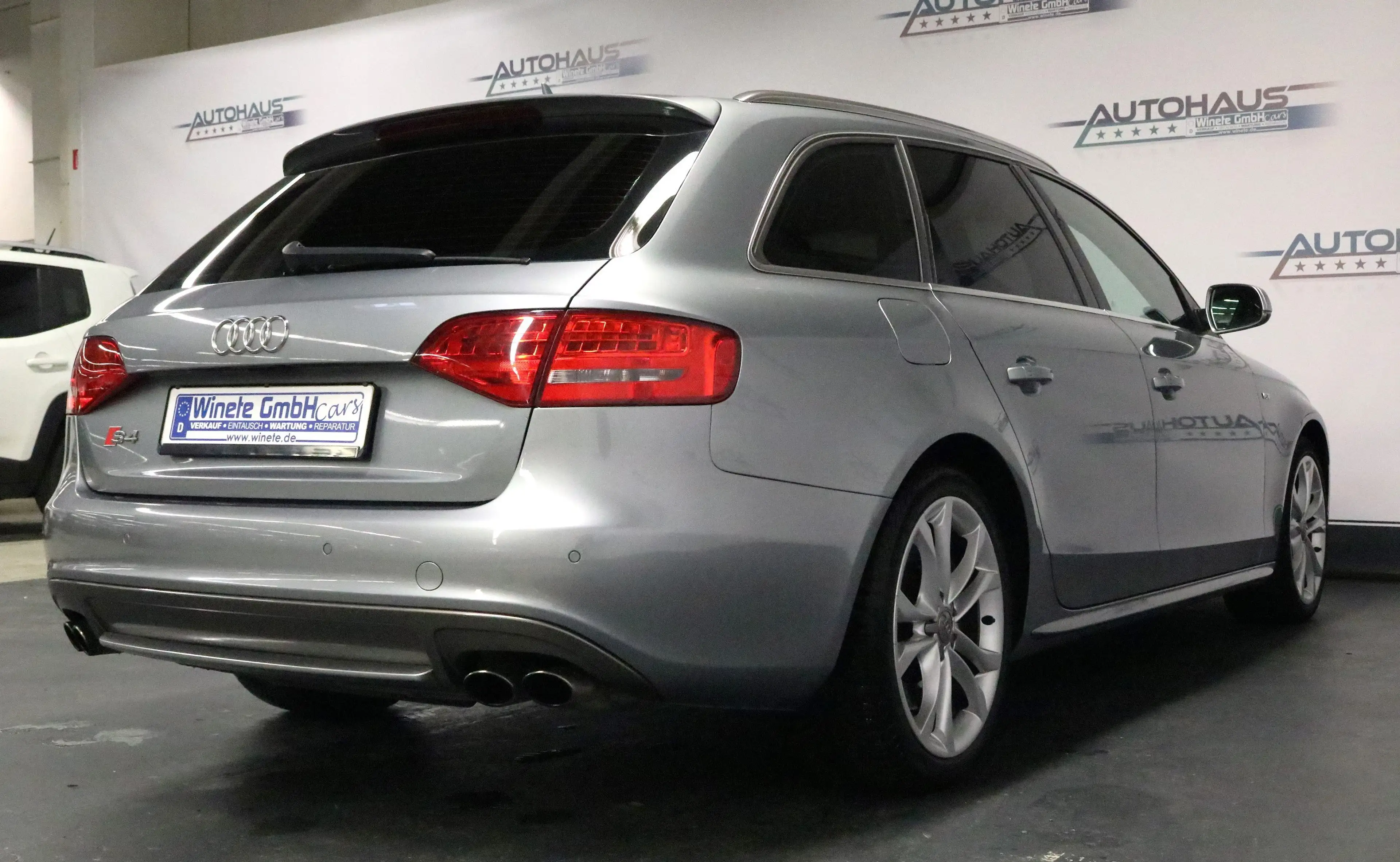 Audi S4 3.0 TFSI quattro*NAVI*RECARO*AHK*SHZ*PDC*XENON*u — photo 7