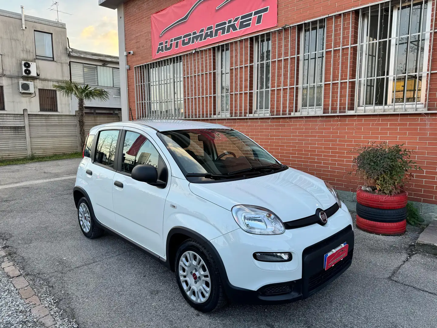 Fiat Panda 1.0 69cv firefly hybrid Bianco - 1