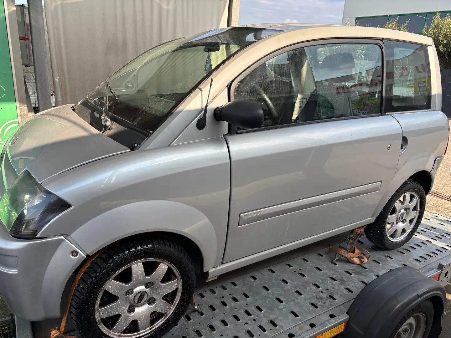Microcar MC1 Silber - 1